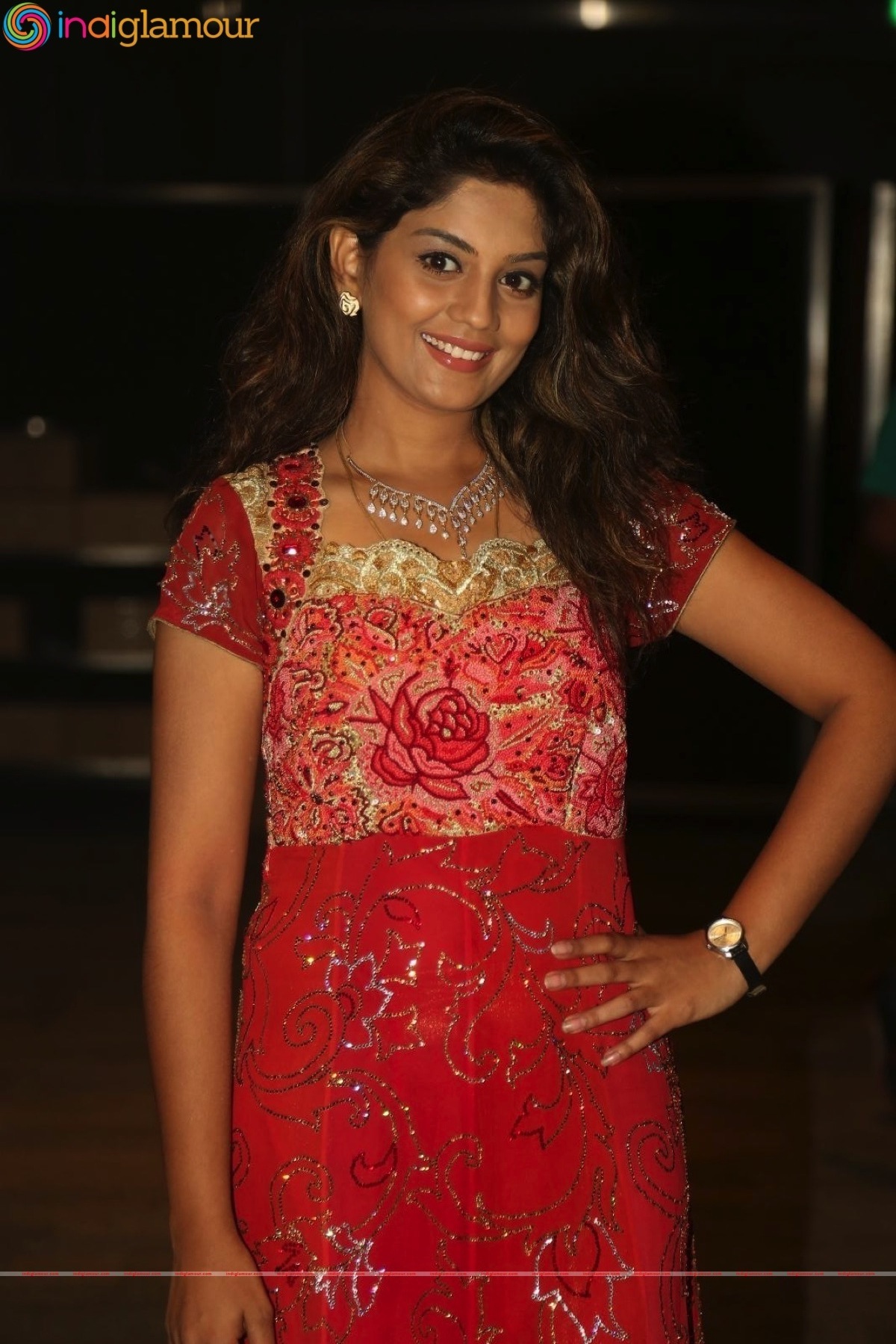 Karuna Actress hd photo