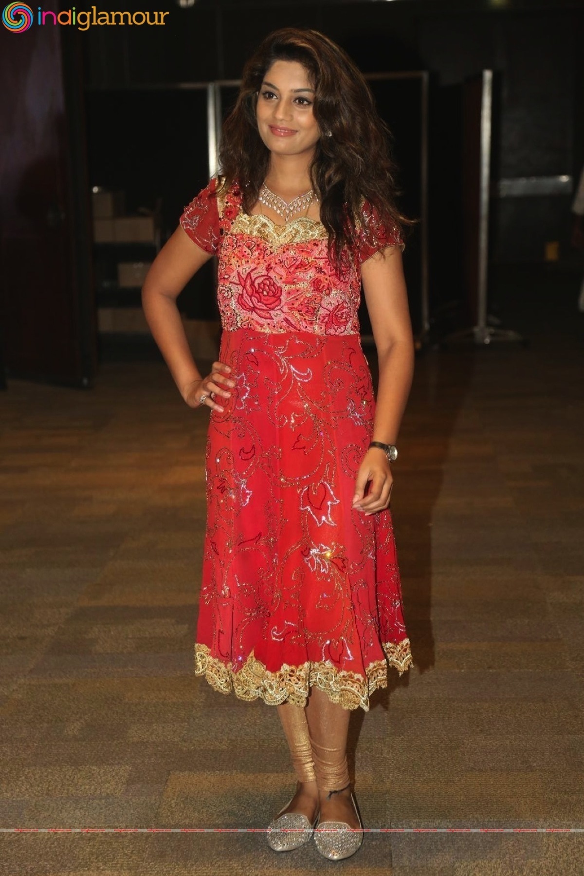 Karuna Actress hd photo