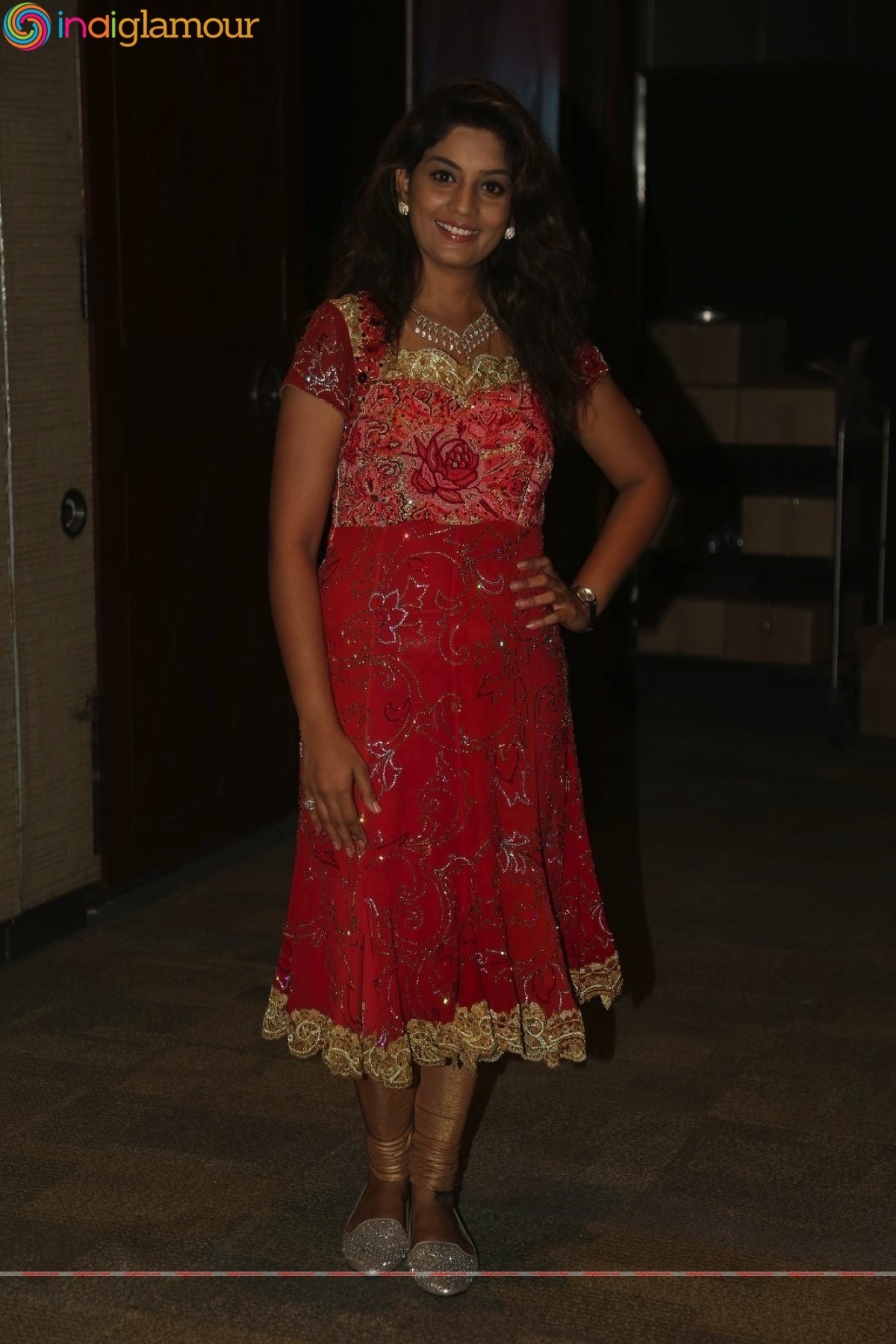Karuna Actress hd photo