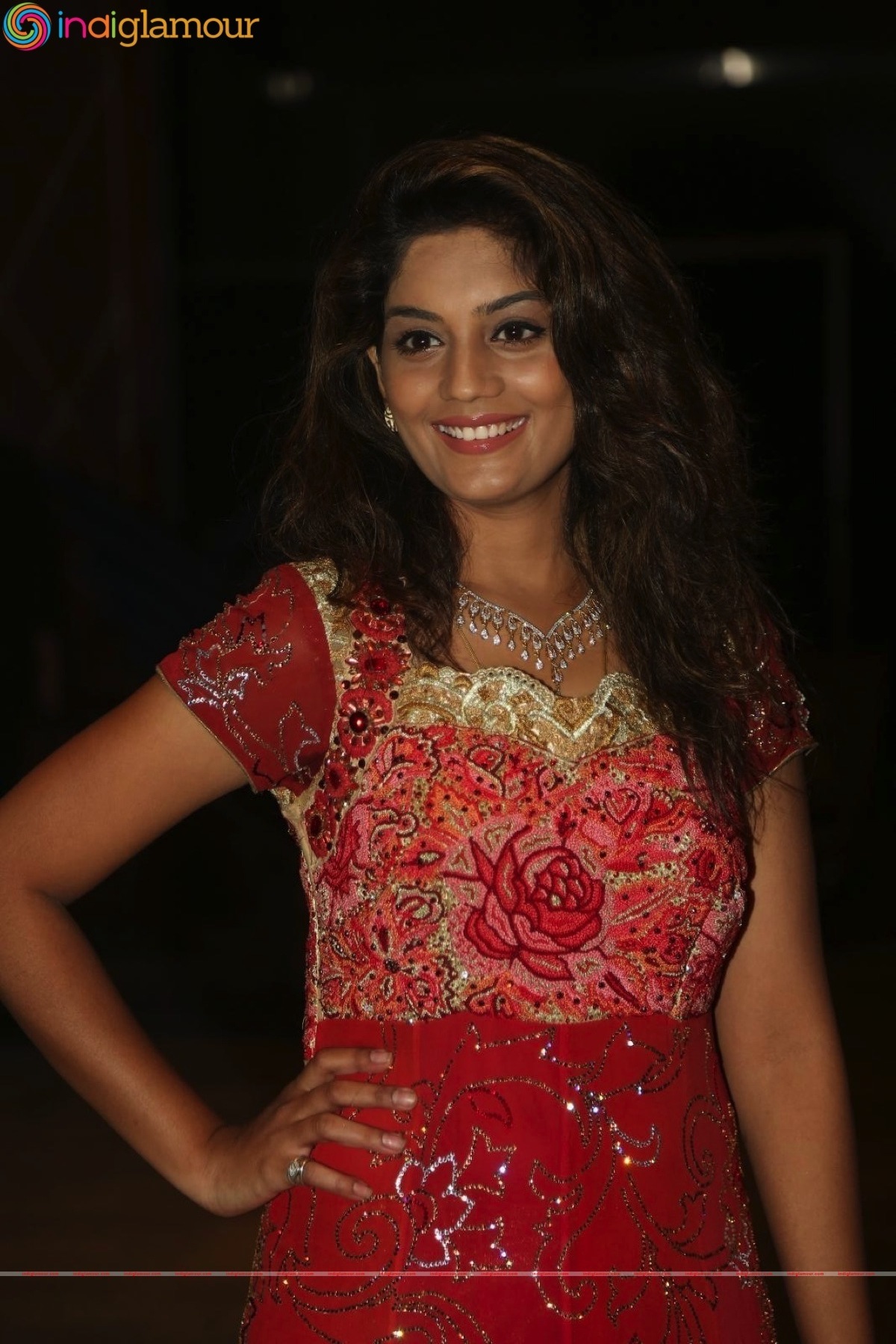 Karuna Actress hd photo