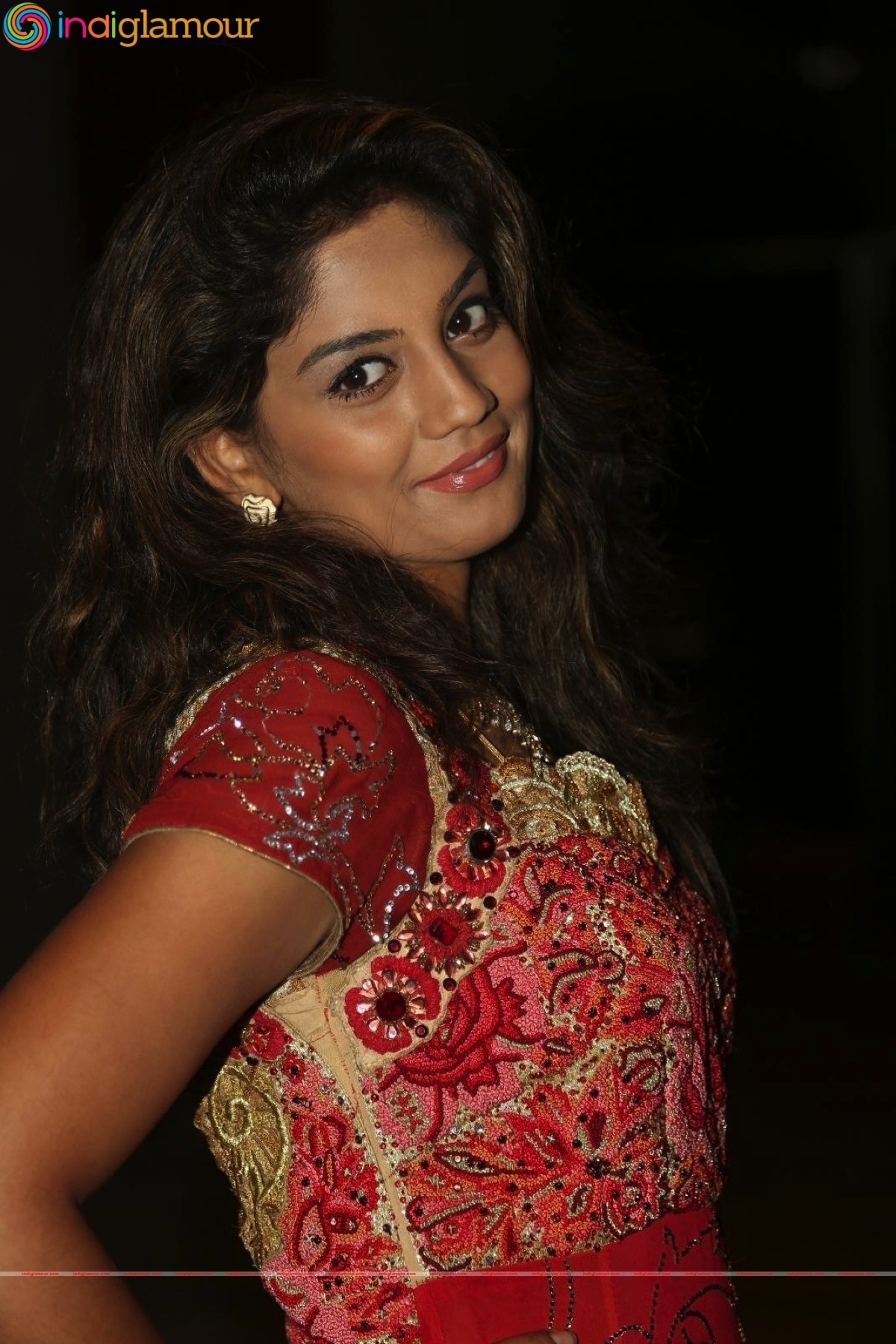 Karuna Actress hd photo