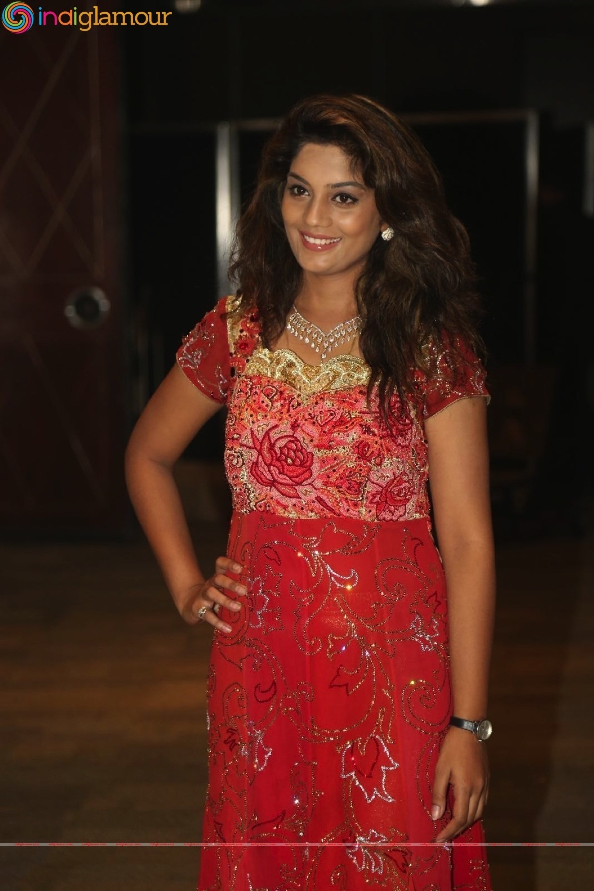 Karuna Actress hd photo