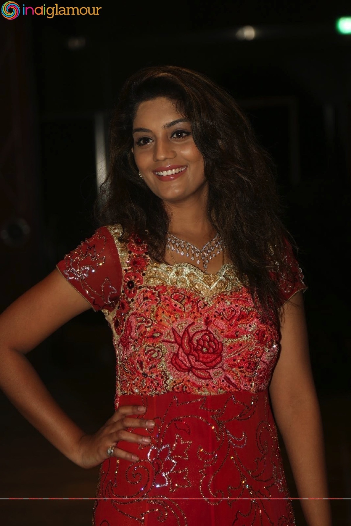 Karuna Actress hd photo