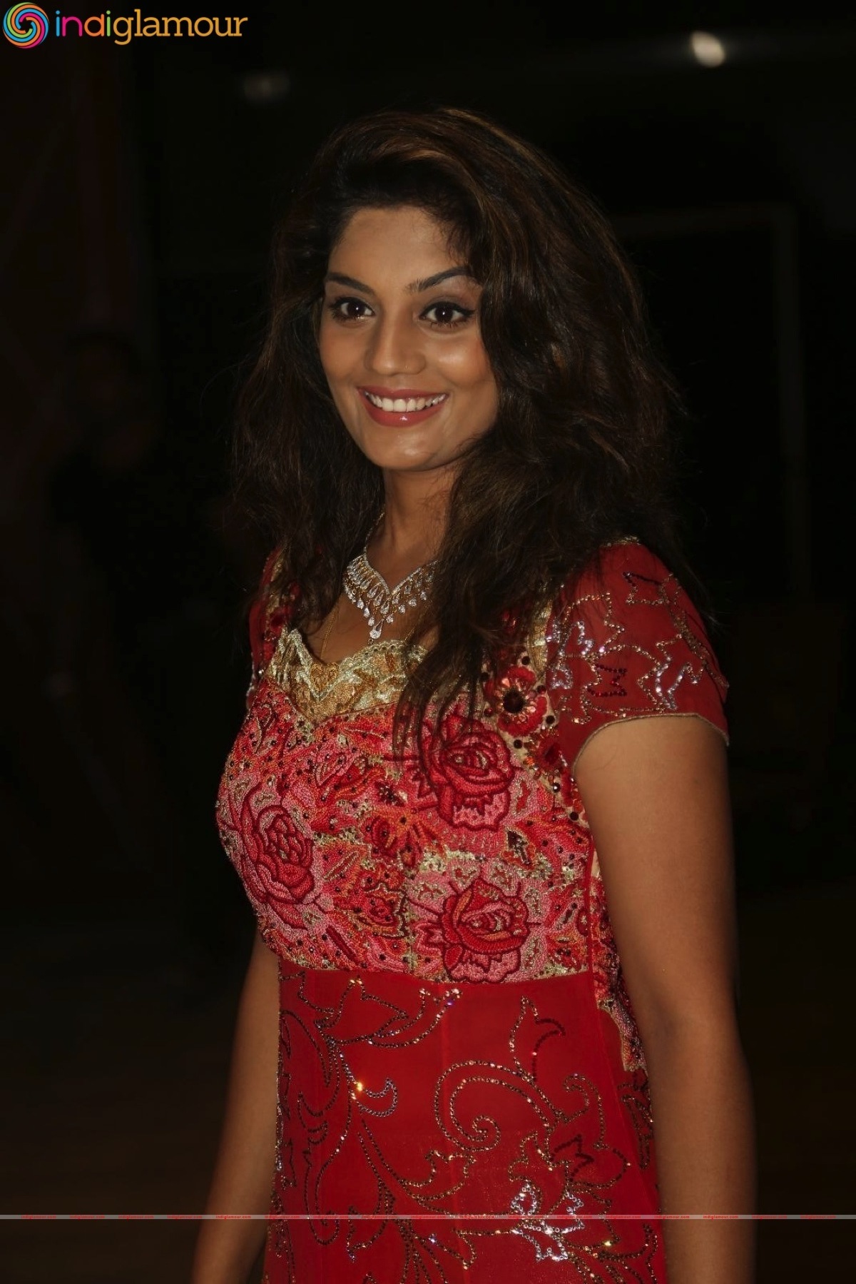 Karuna Actress hd photo