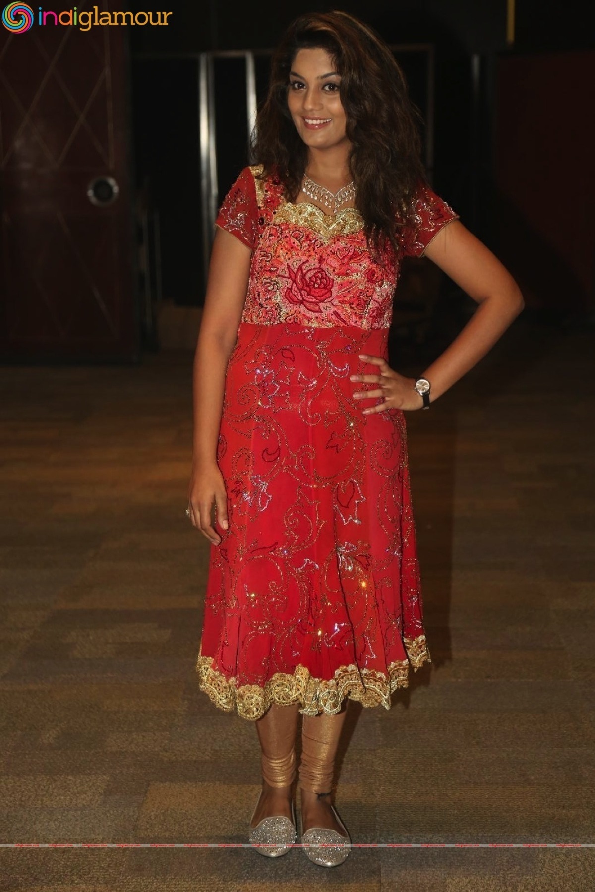 Karuna Actress hd photo