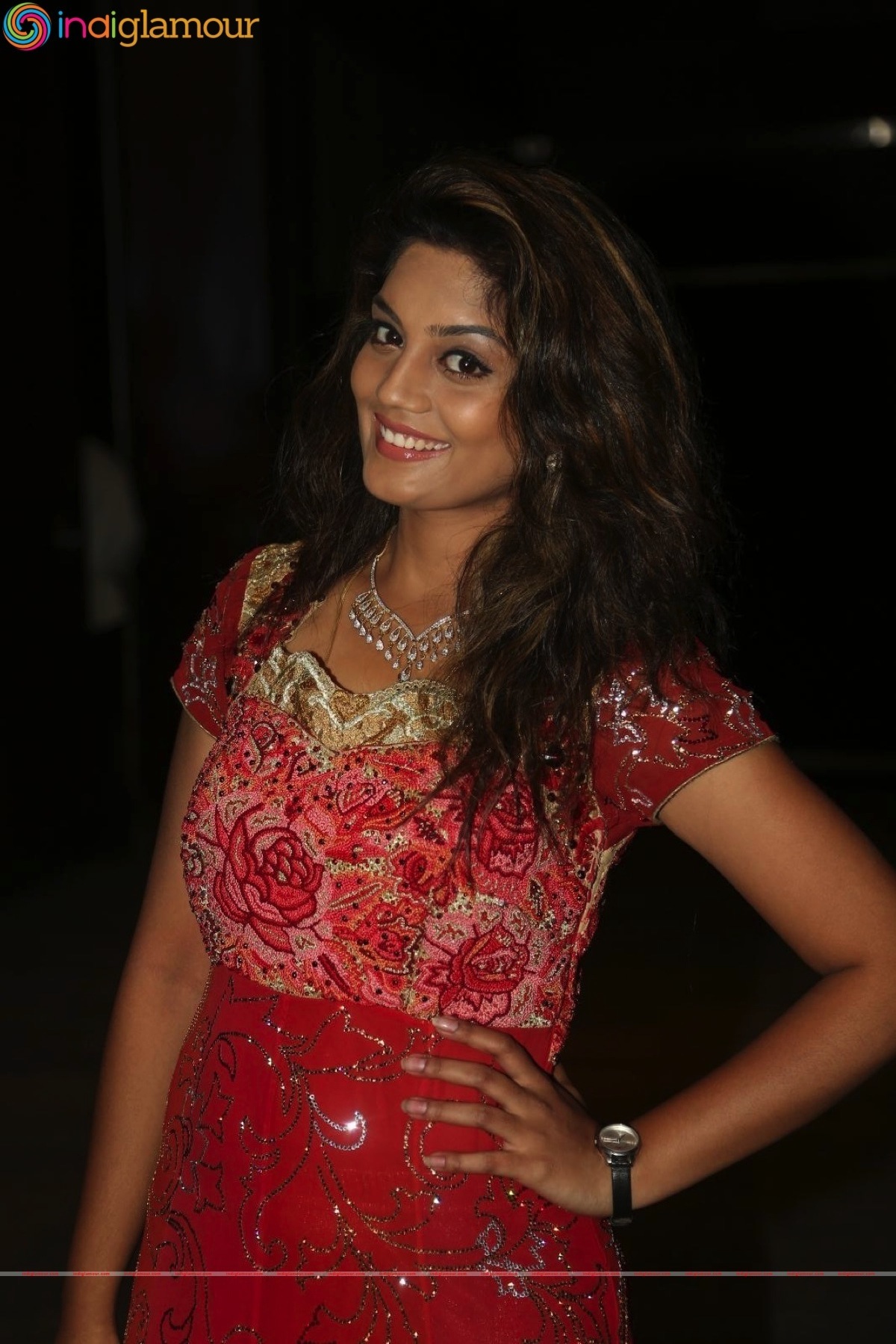 Karuna Actress hd photo