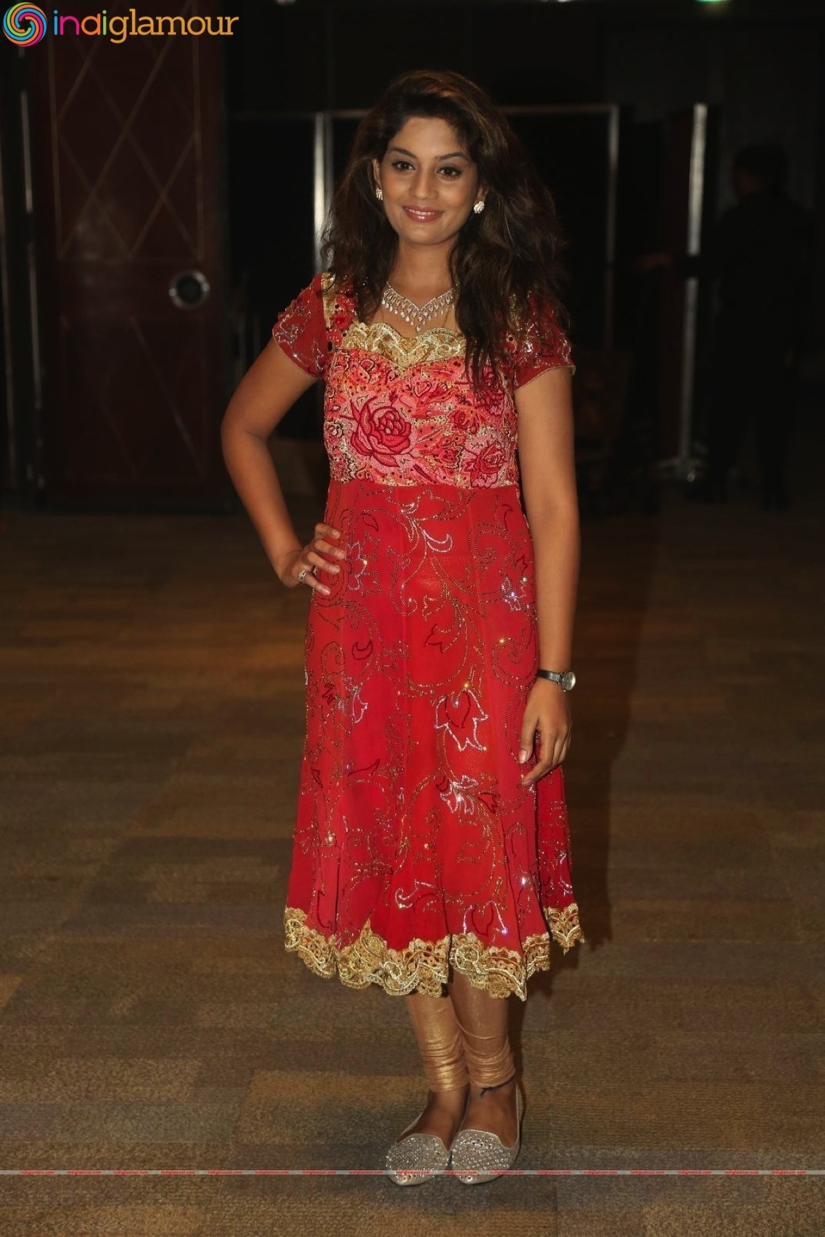 Karuna Actress hd photo