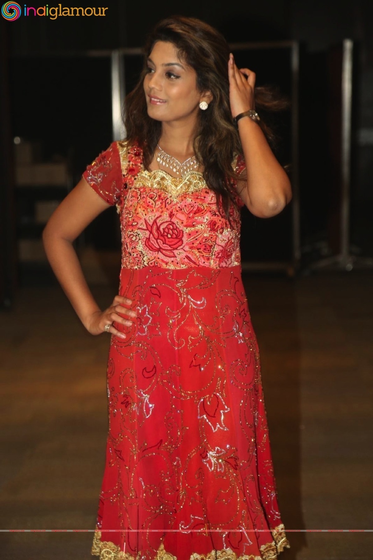 Karuna Actress hd photo