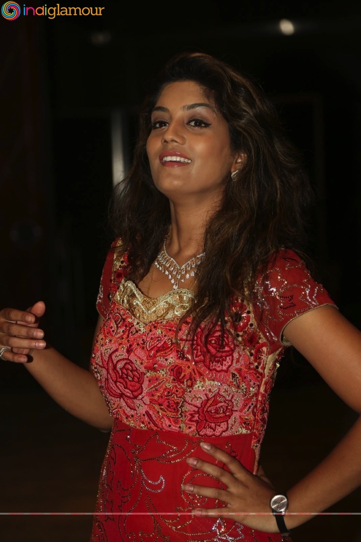 Karuna Actress hd photo