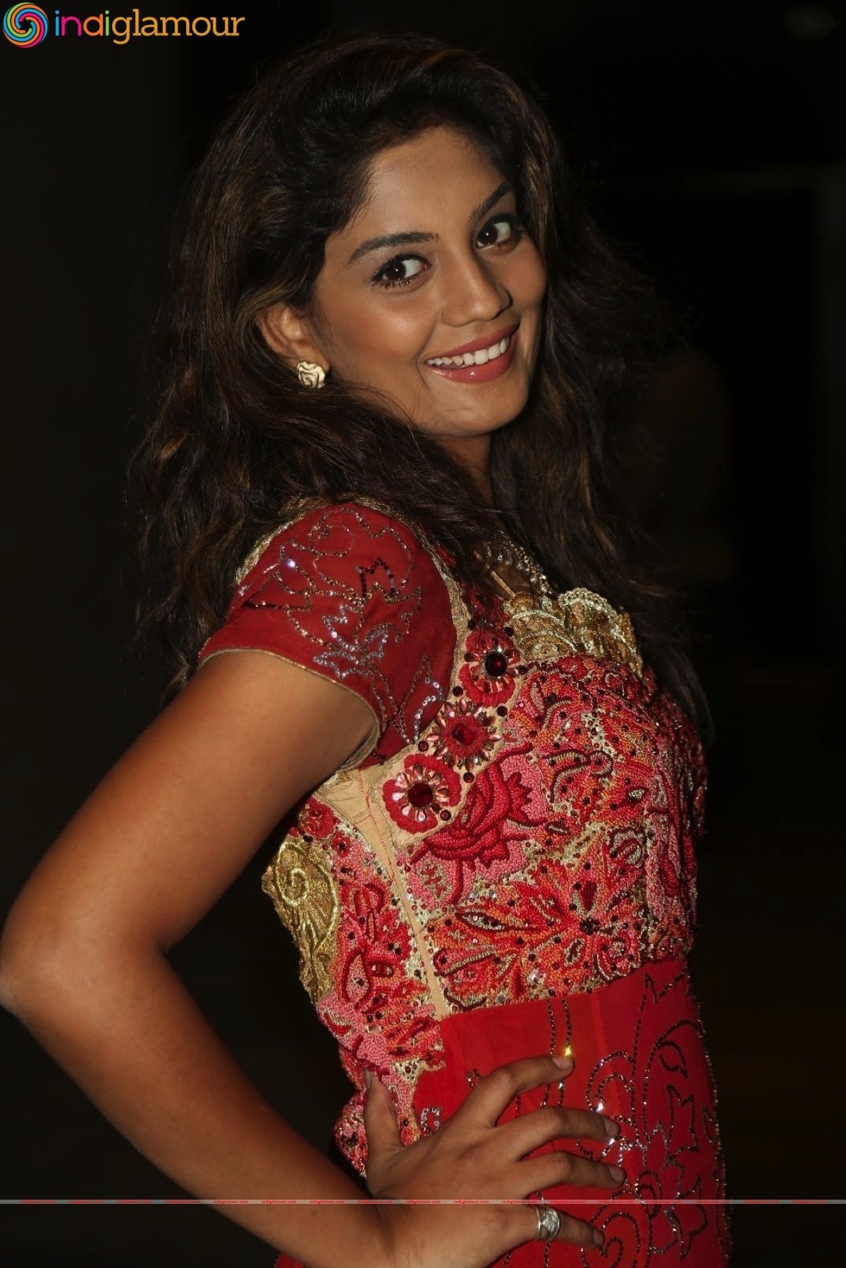 Karuna Actress hd photo
