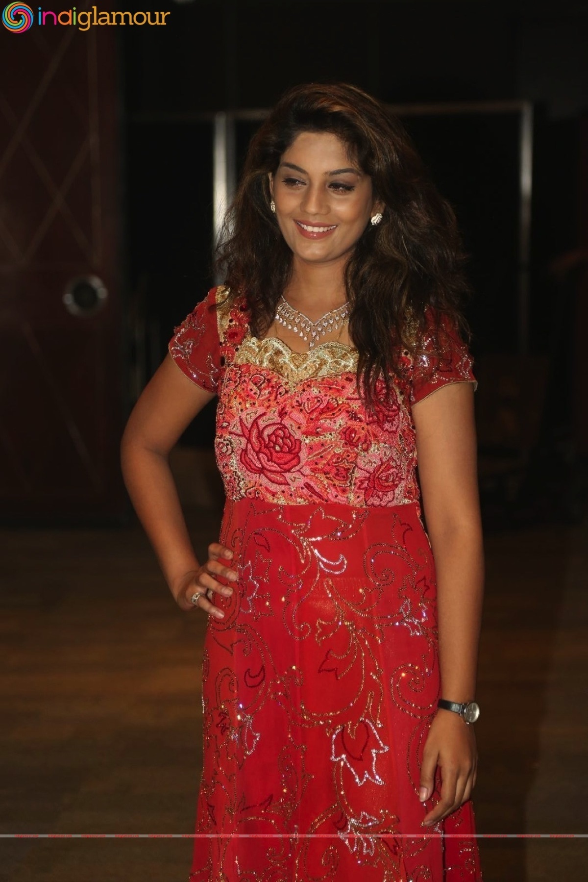 Karuna Actress hd photo