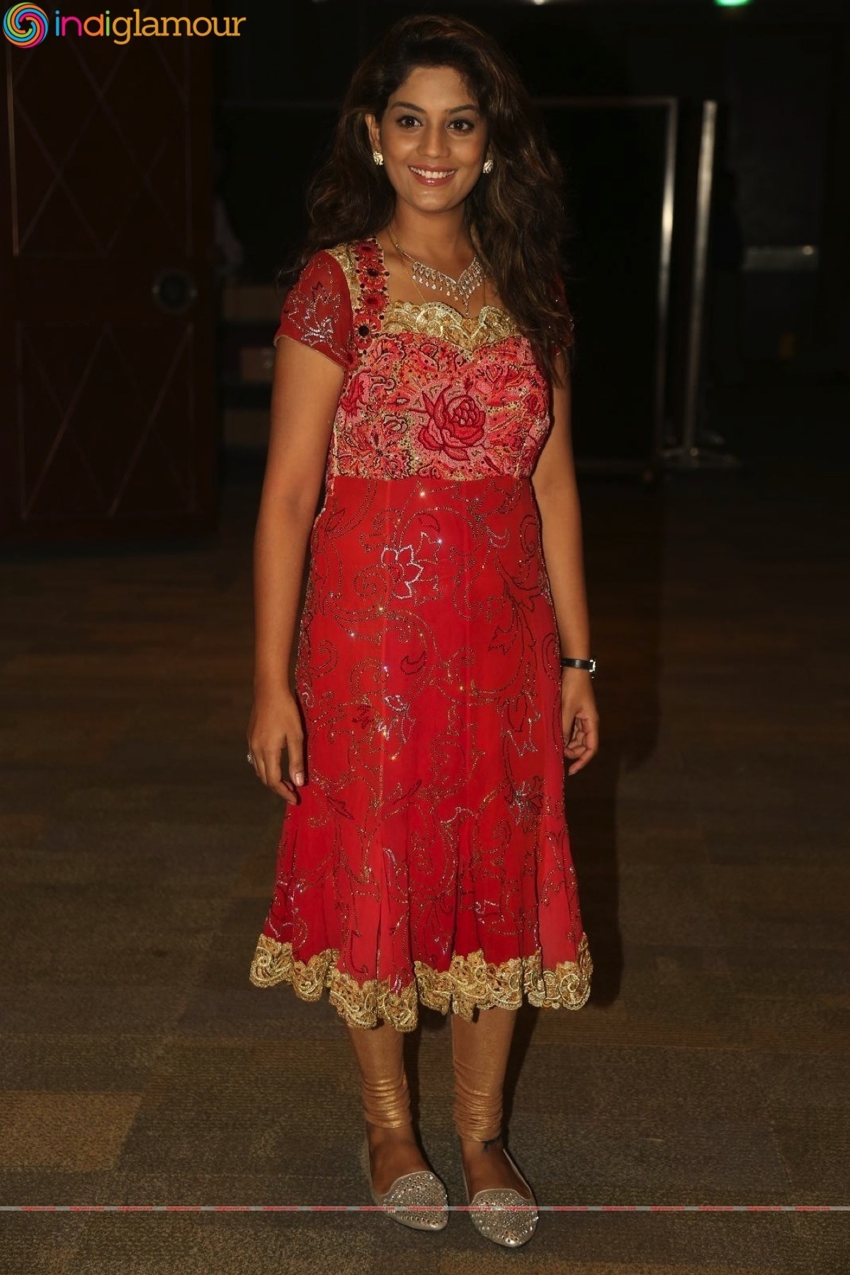 Karuna Actress hd photo