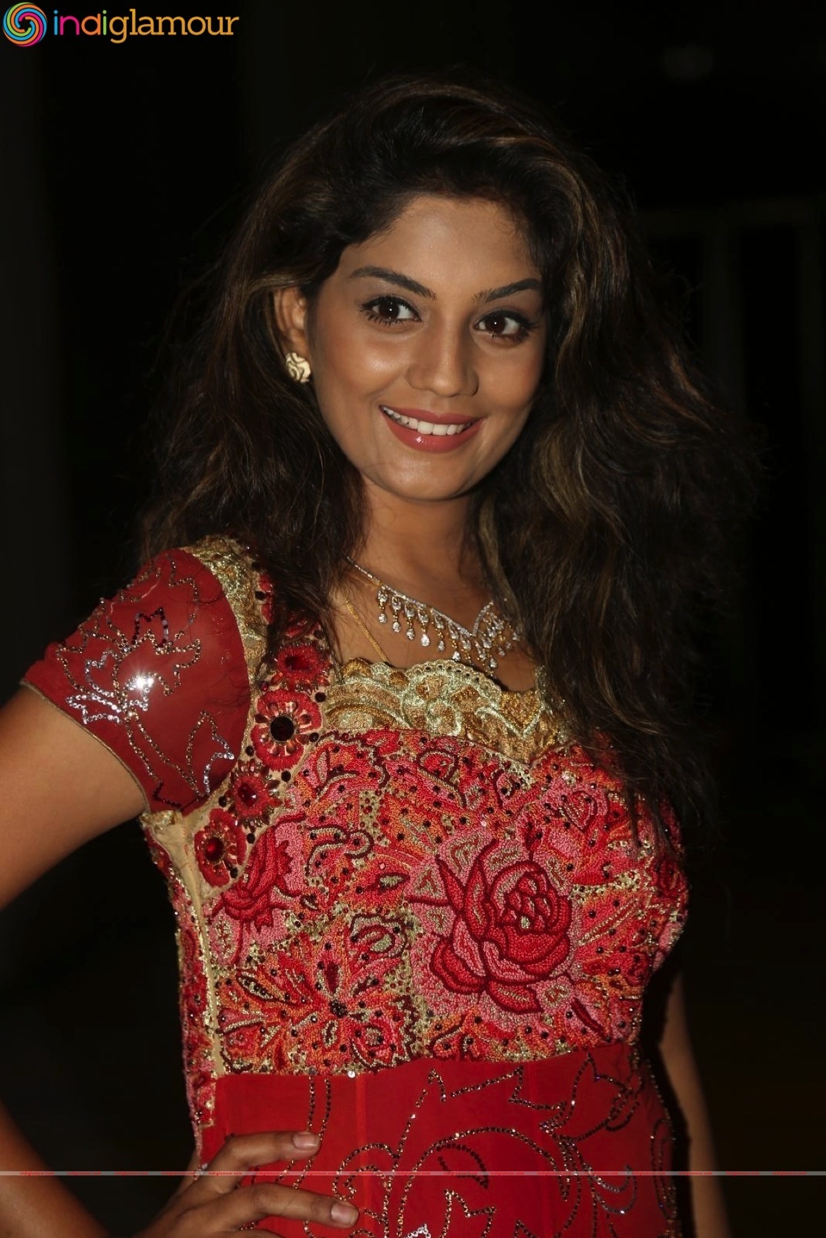 Karuna Actress hd photo