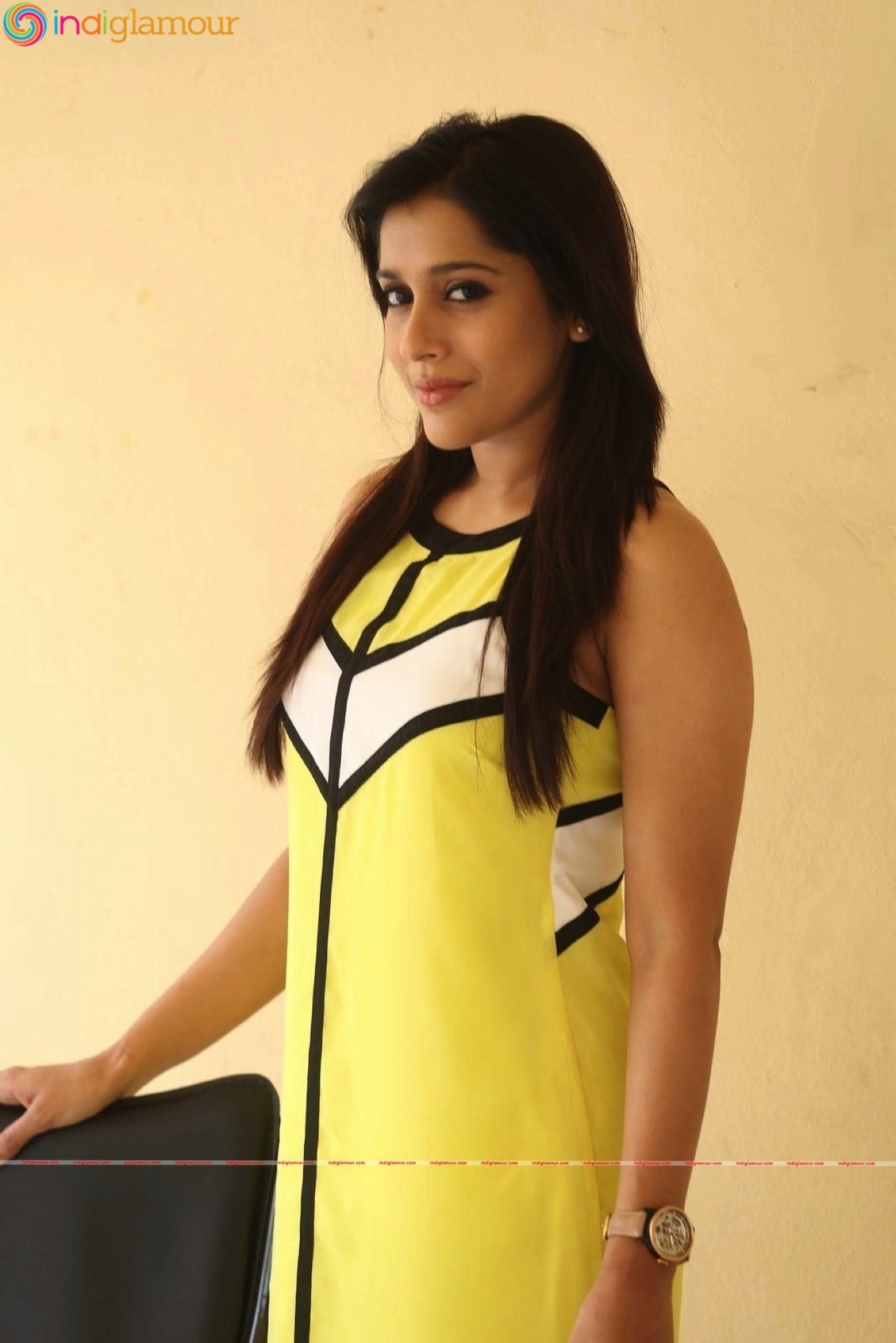 Rashmi Gautam  Actress hd photo