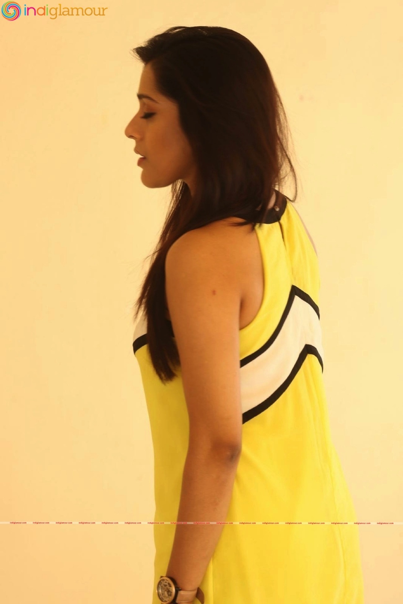 Rashmi Gautam  Actress hd photo