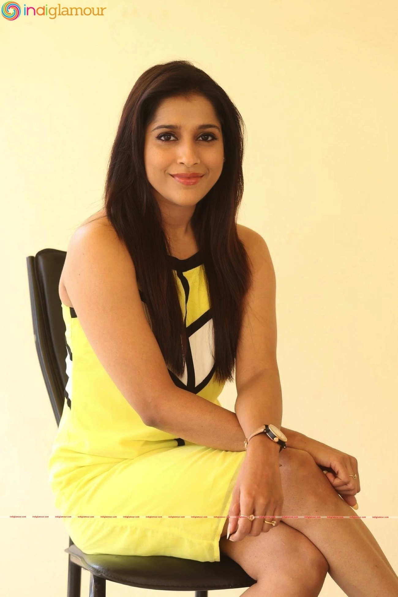 Rashmi Gautam  Actress hd photo