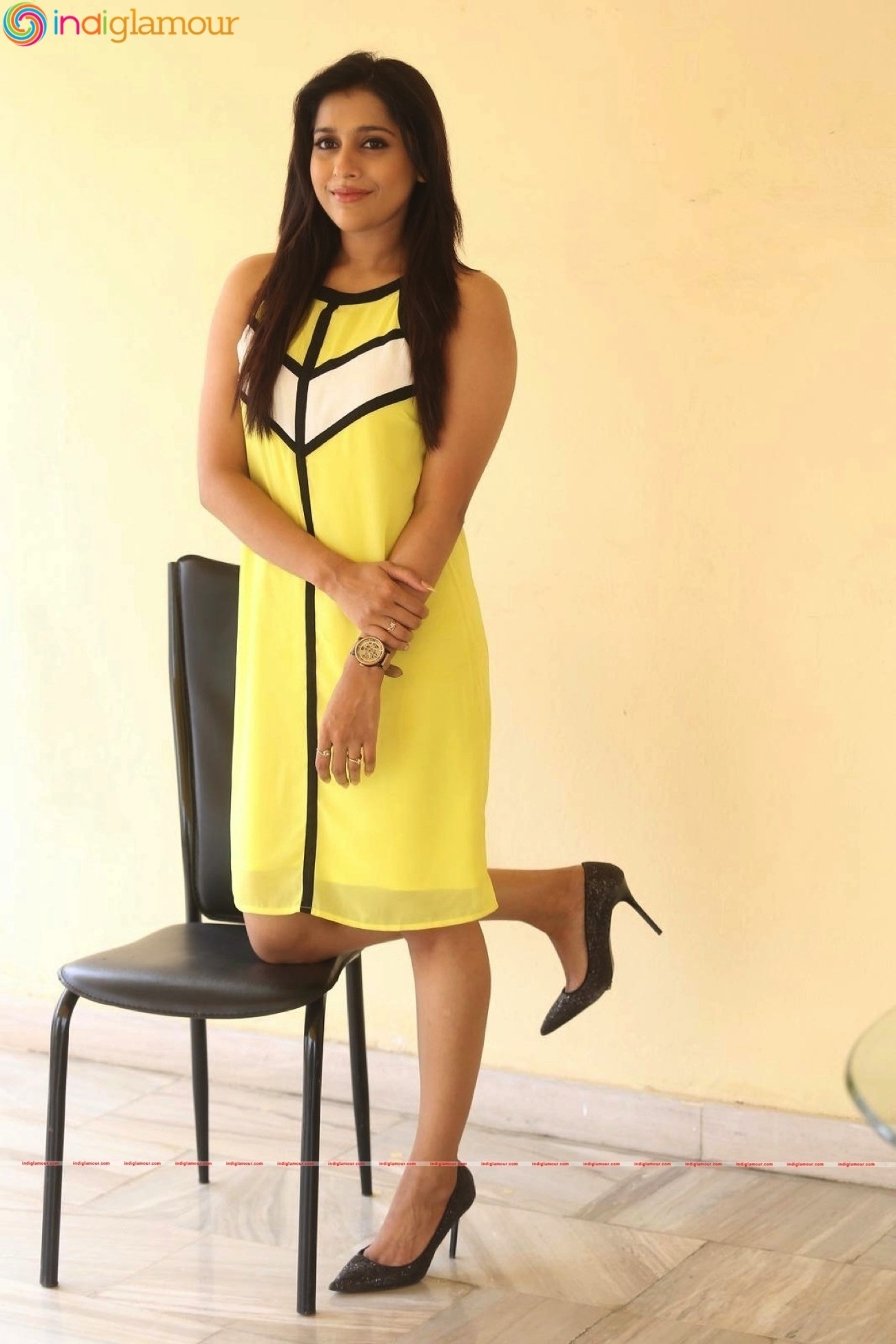 Rashmi Gautam  Actress hd photo