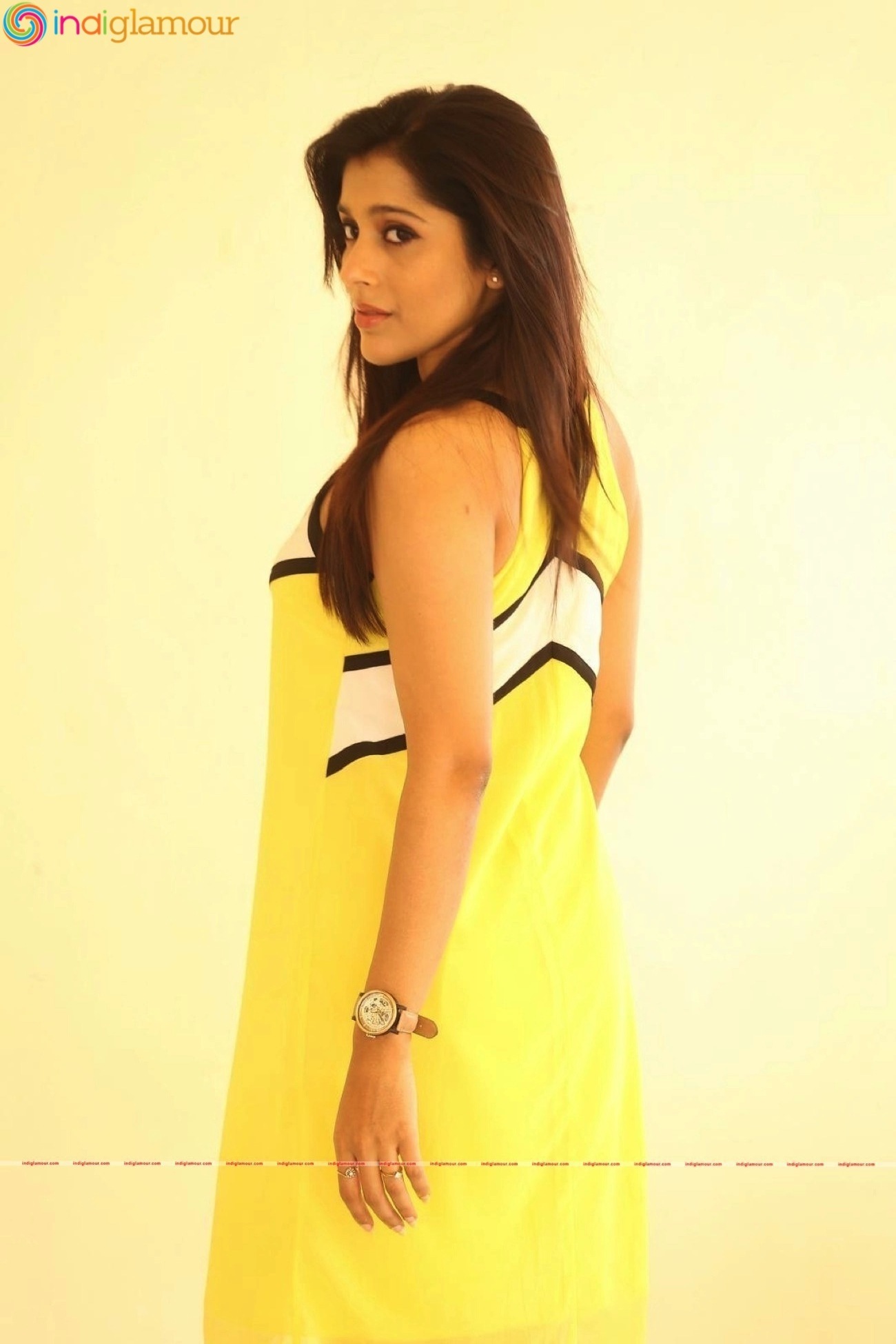 Rashmi Gautam  Actress hd photo
