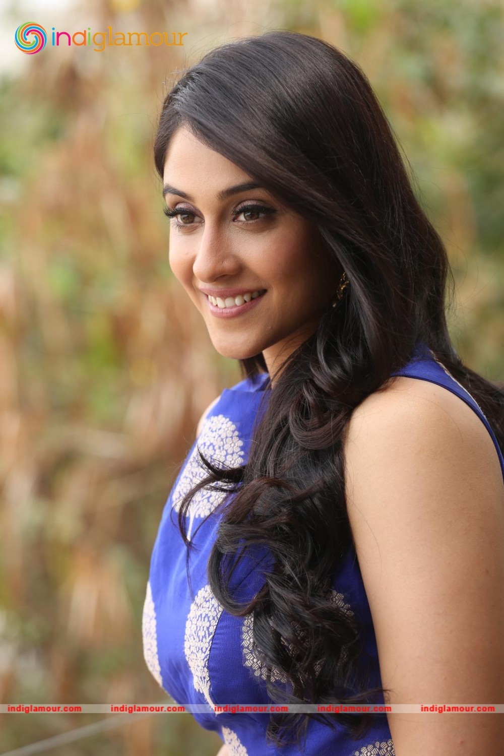 Regina Cassandra Actress hd photo