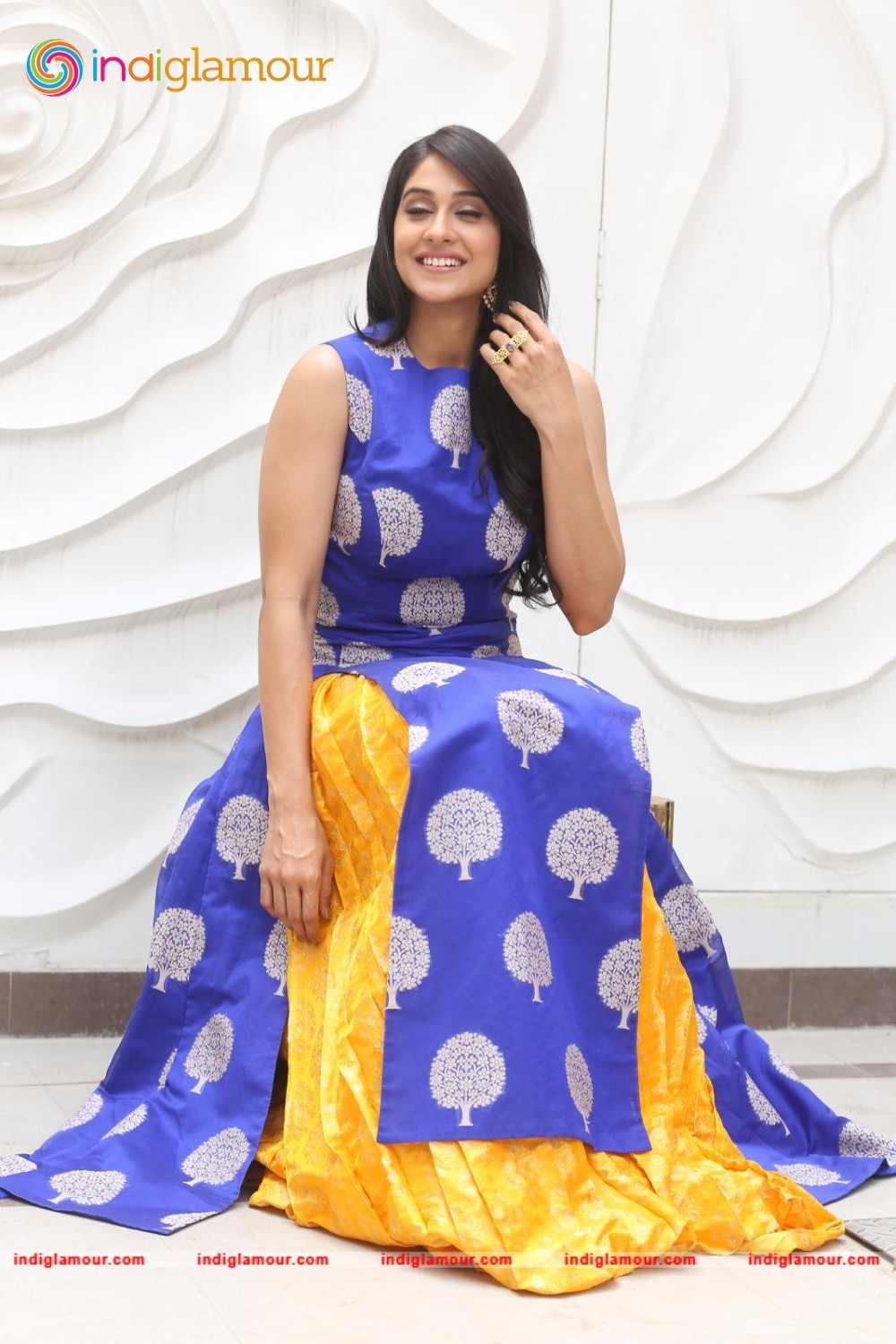 Regina Cassandra Actress hd photo