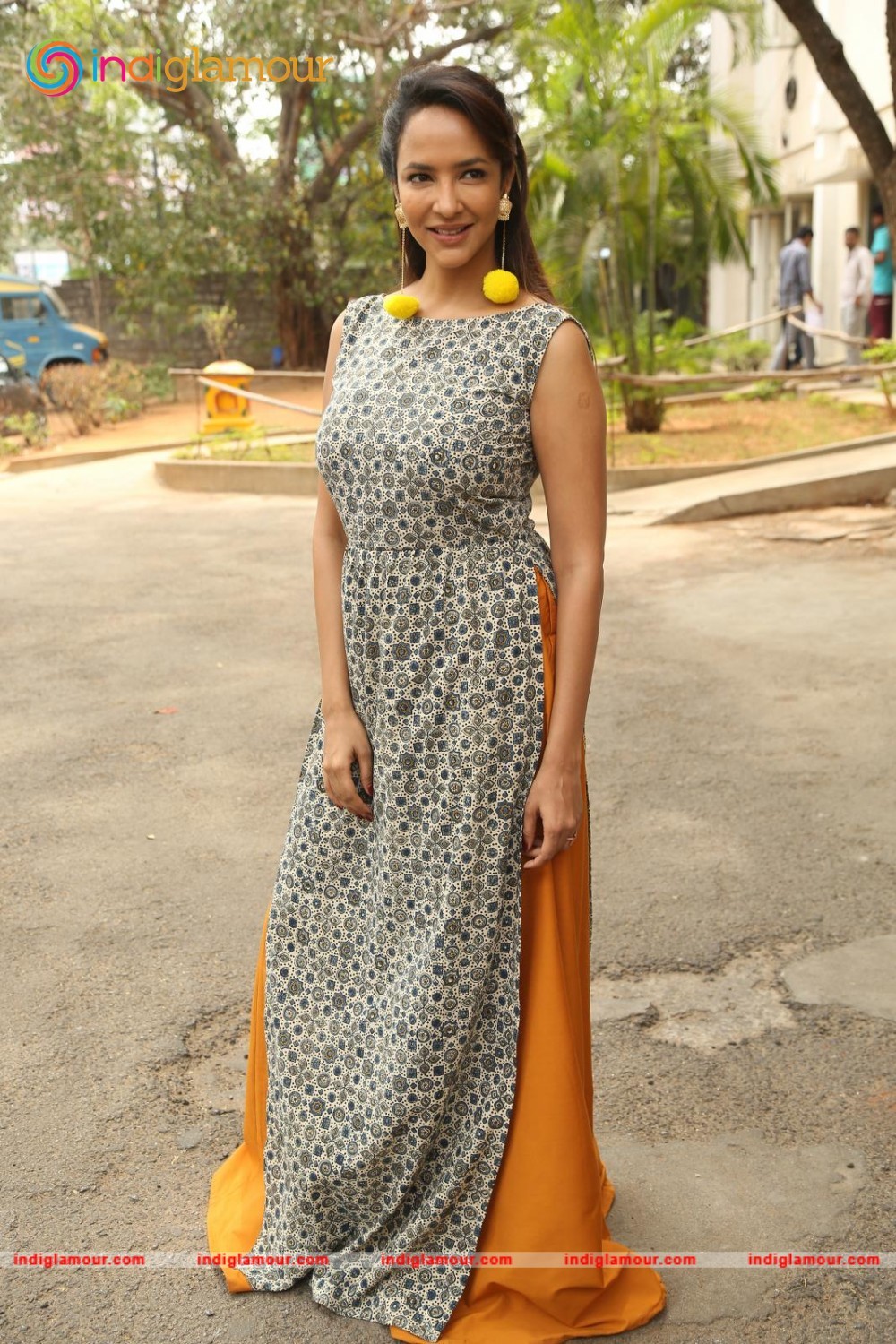 Lakshmi Manchu Actress hd photo