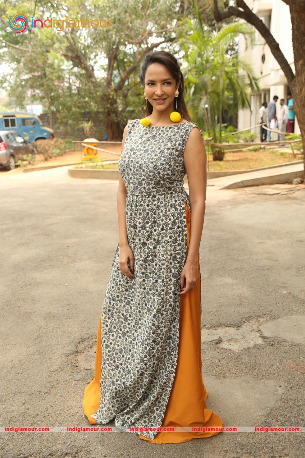 Lakshmi Manchu Actress hd photo