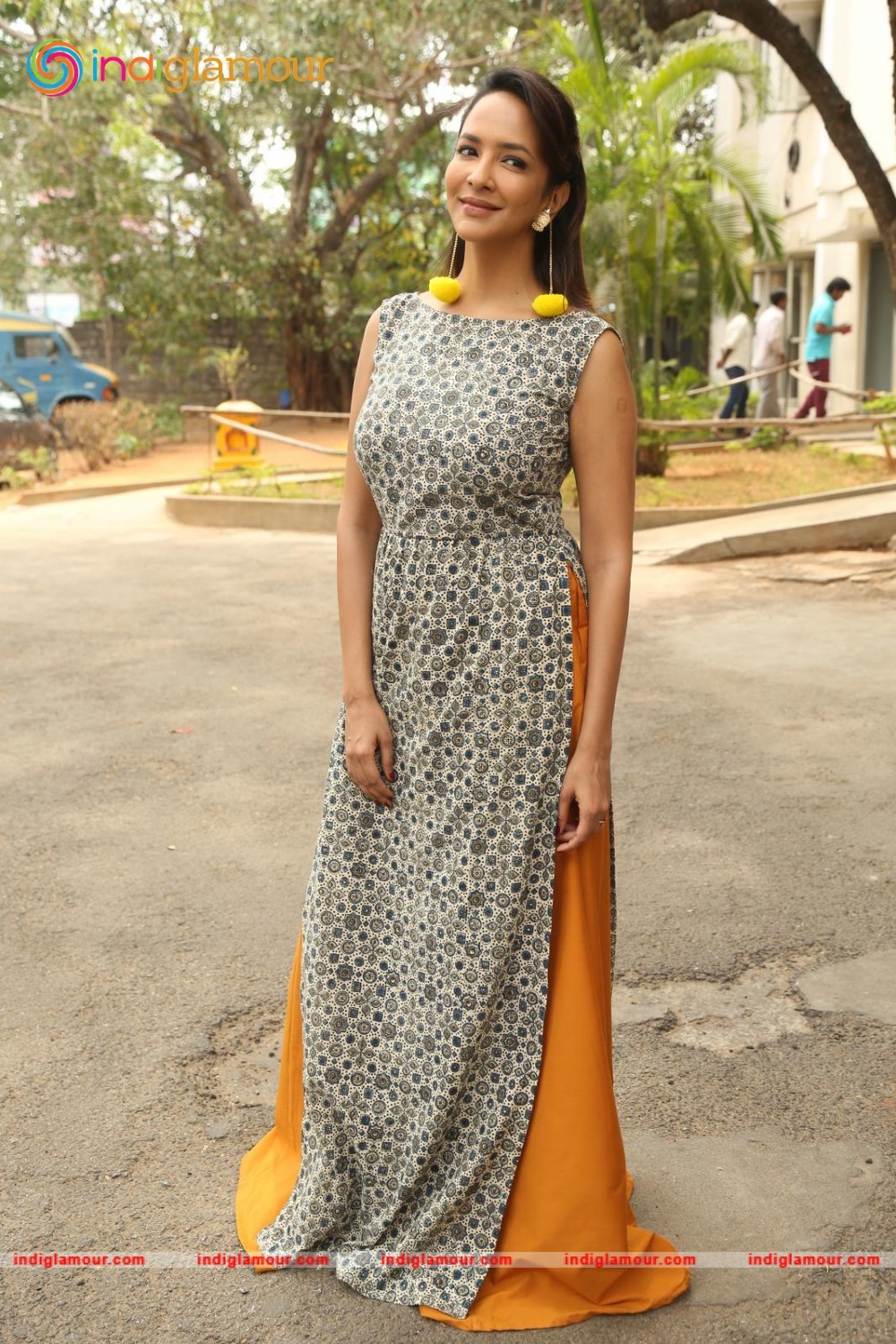 Lakshmi Manchu Actress hd photo