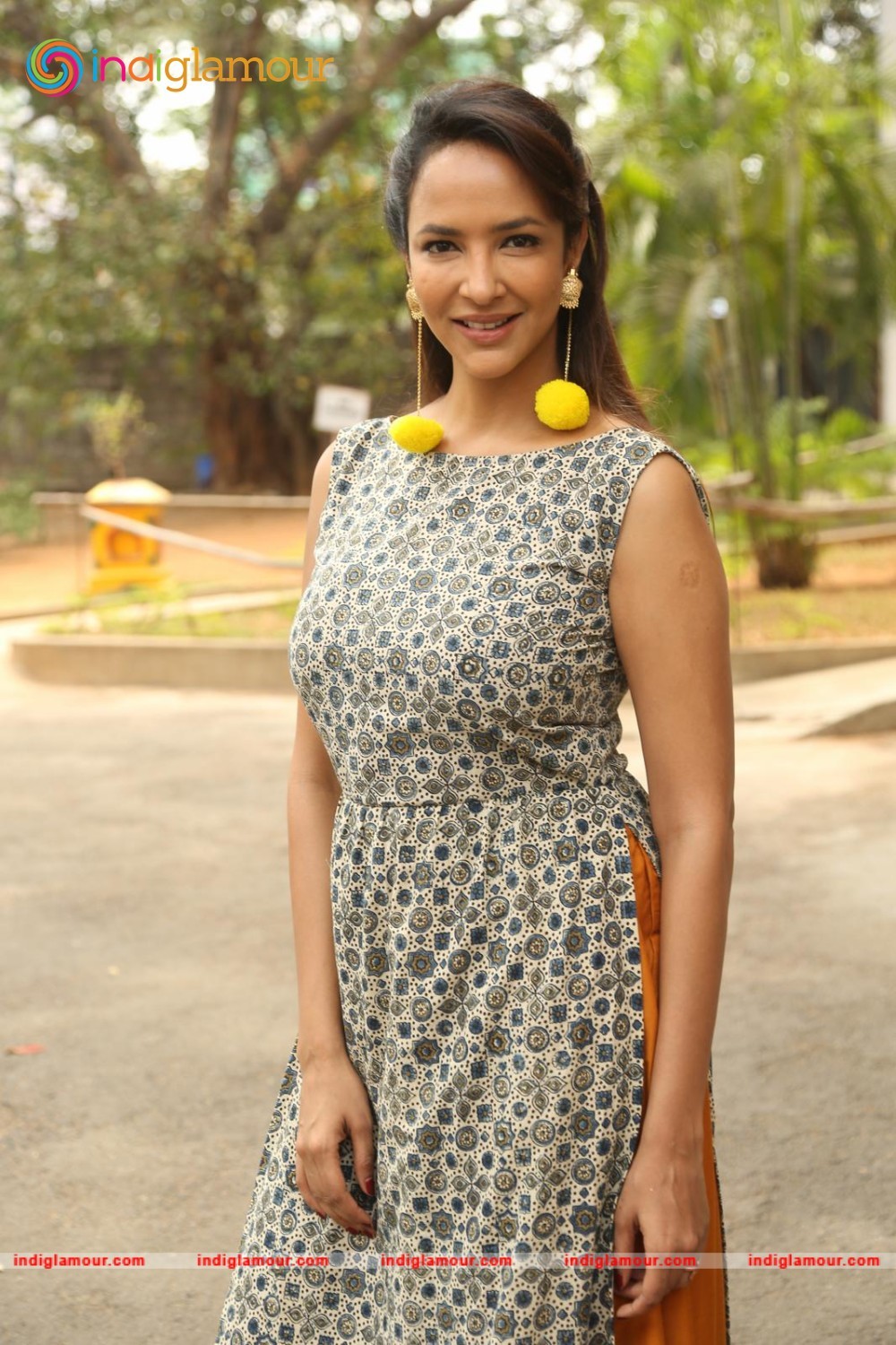 Lakshmi Manchu Actress hd photo