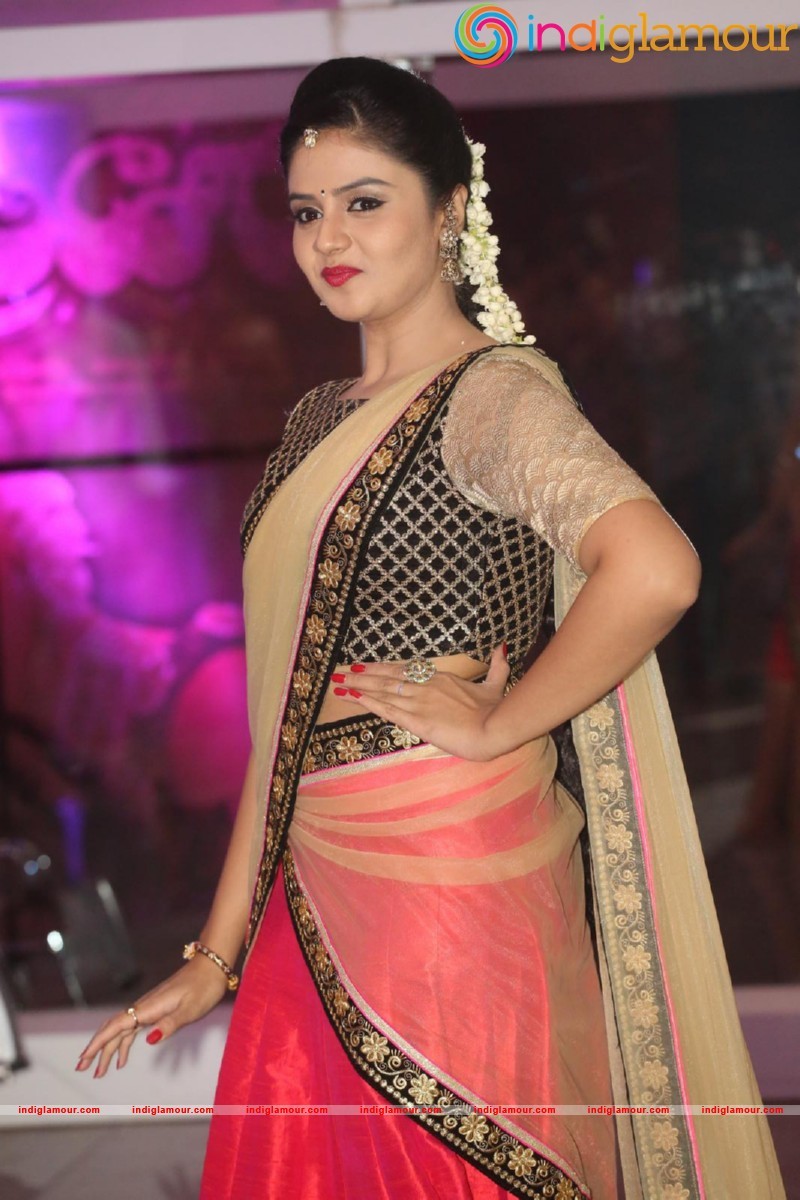 Sreemukhi Actress hd photo