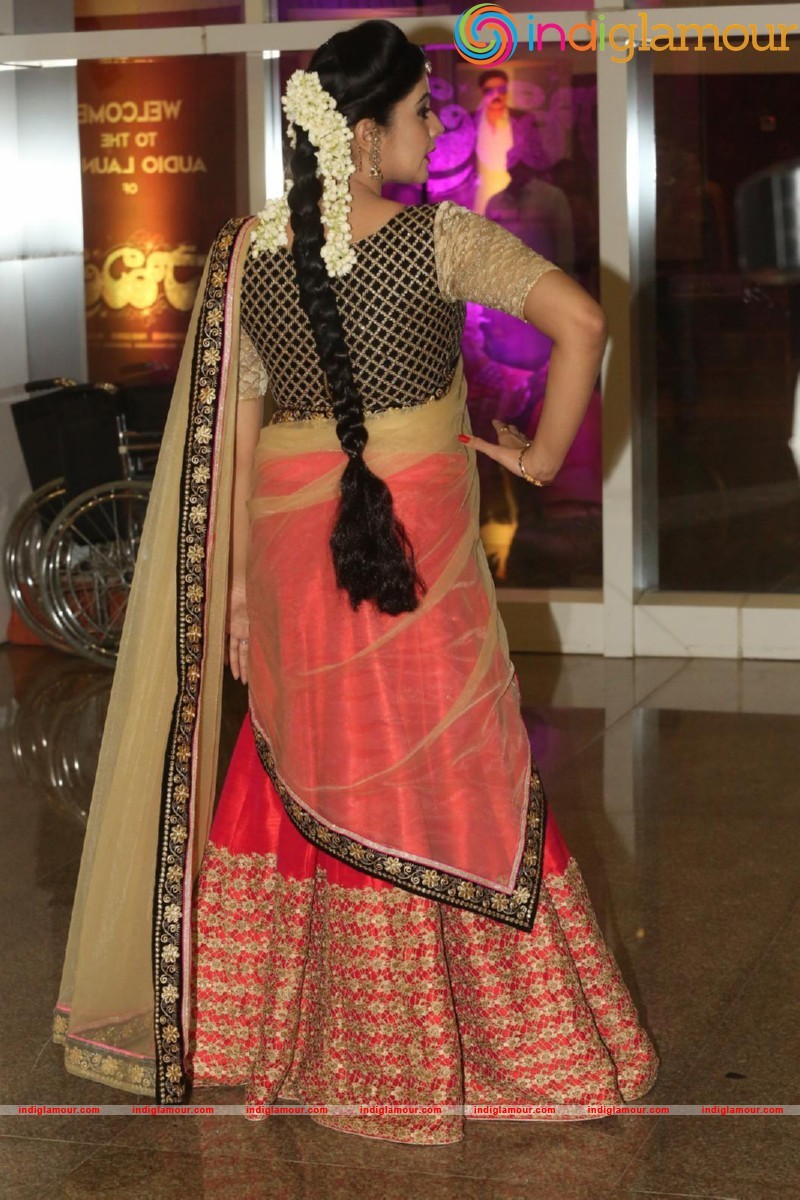 Sreemukhi Actress hd photo