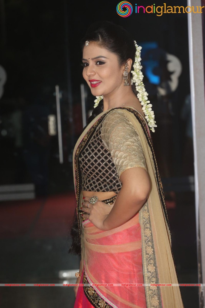 Sreemukhi Actress hd photo