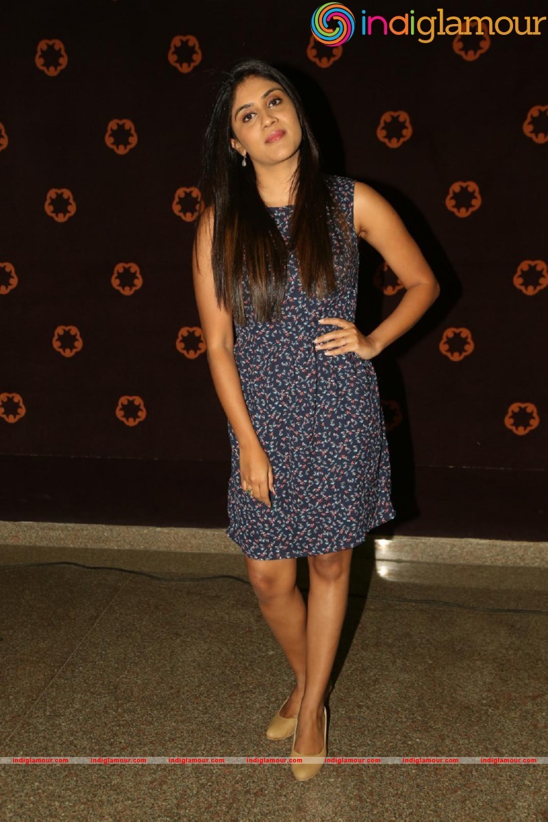 Dhanya Balakrishna Actress hd photo