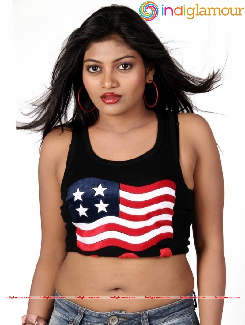 Soumya Actress hd photo