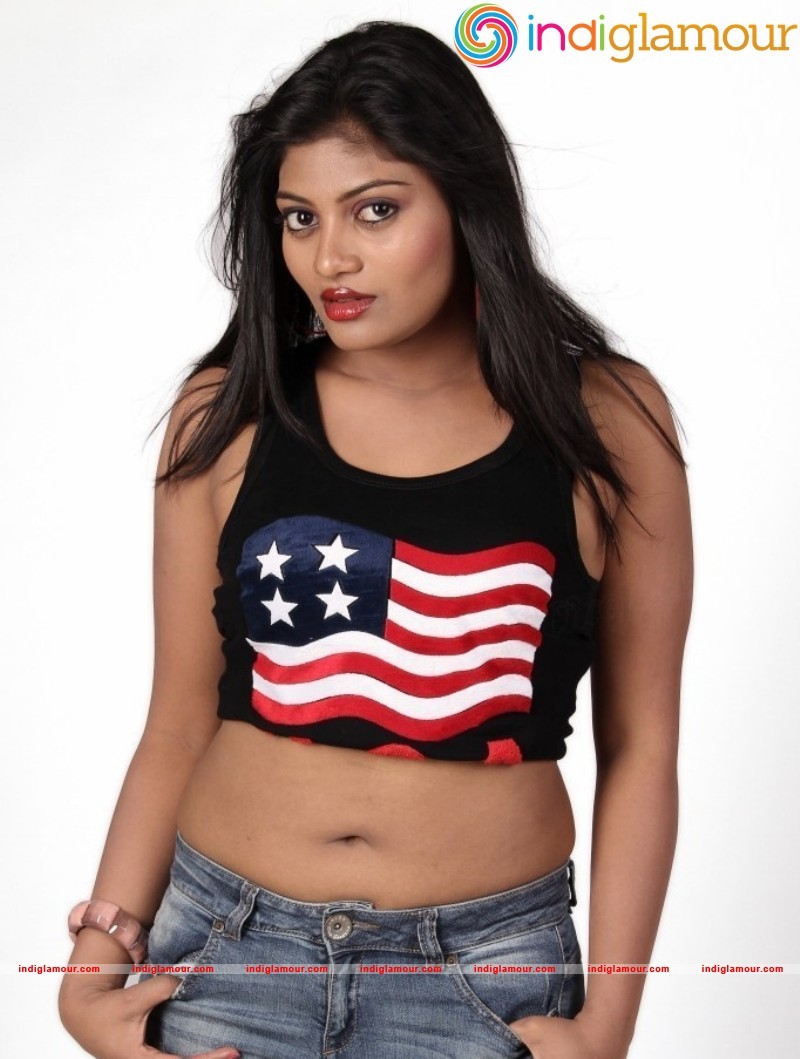 Soumya Actress hd photo