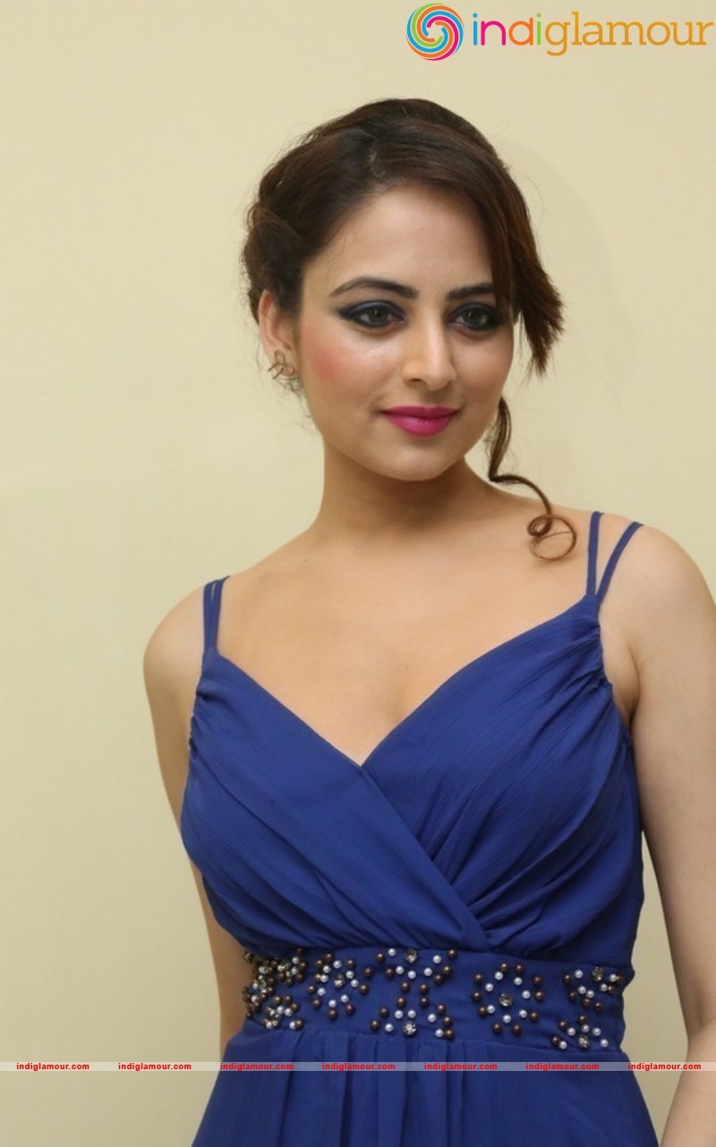 Zoya Afroz Actress hd photo
