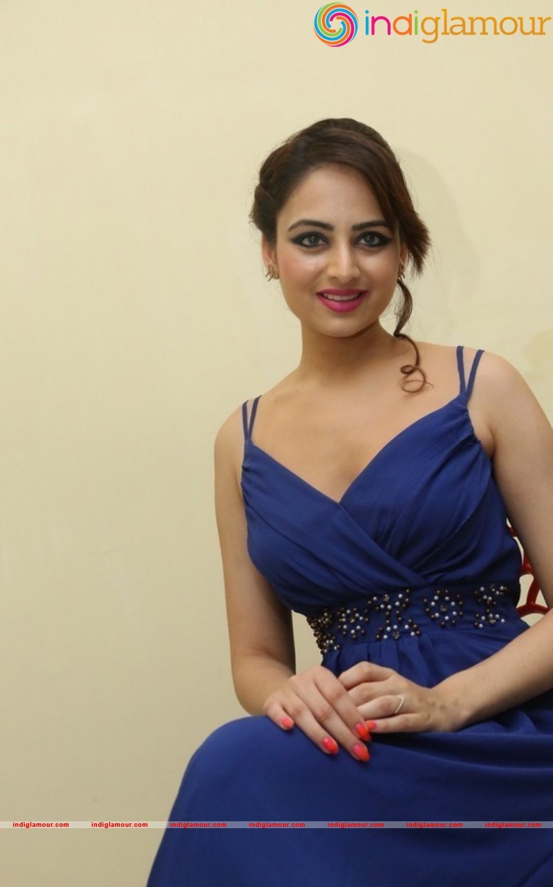 Zoya Afroz Actress hd photo