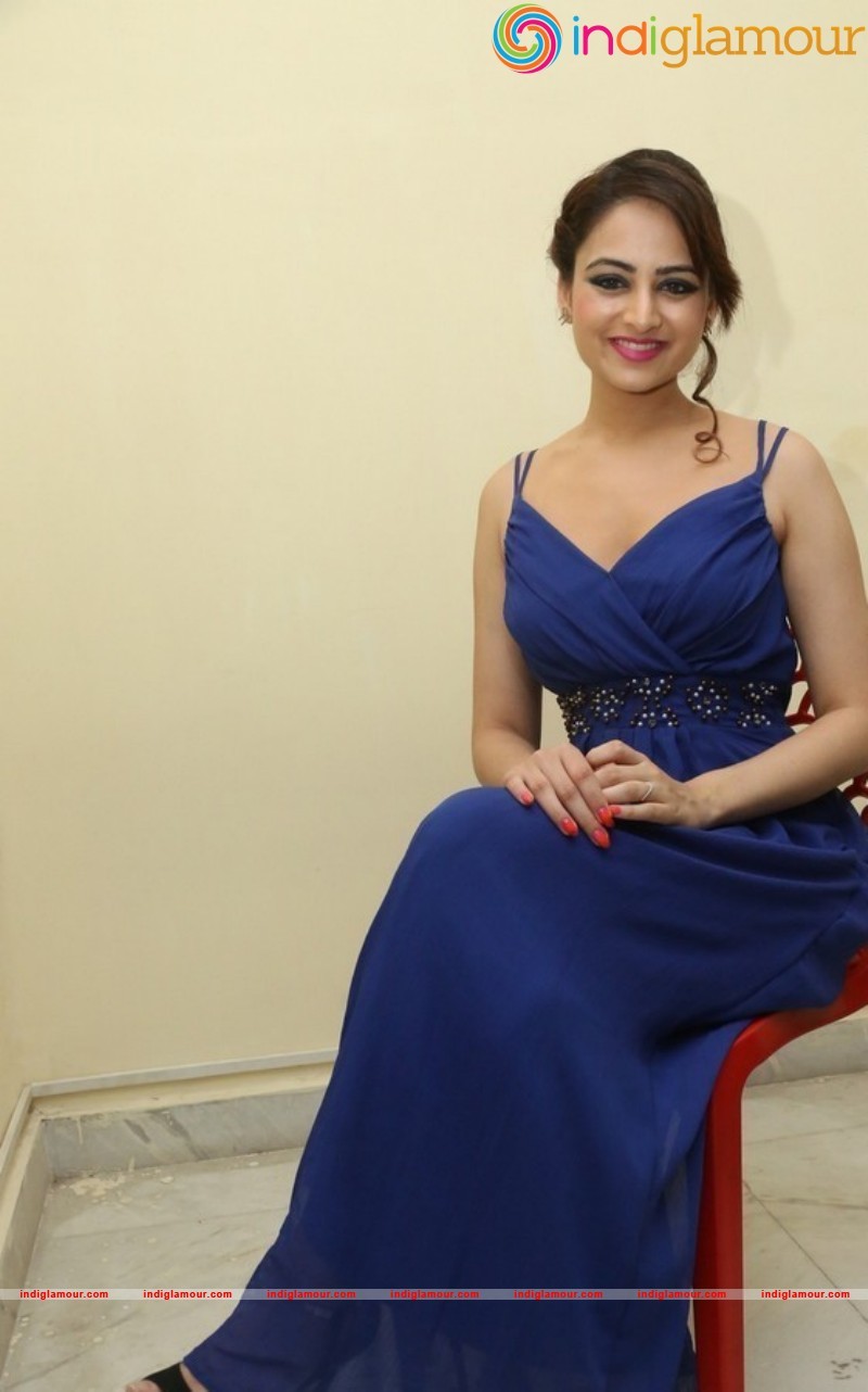 Zoya Afroz Actress hd photo