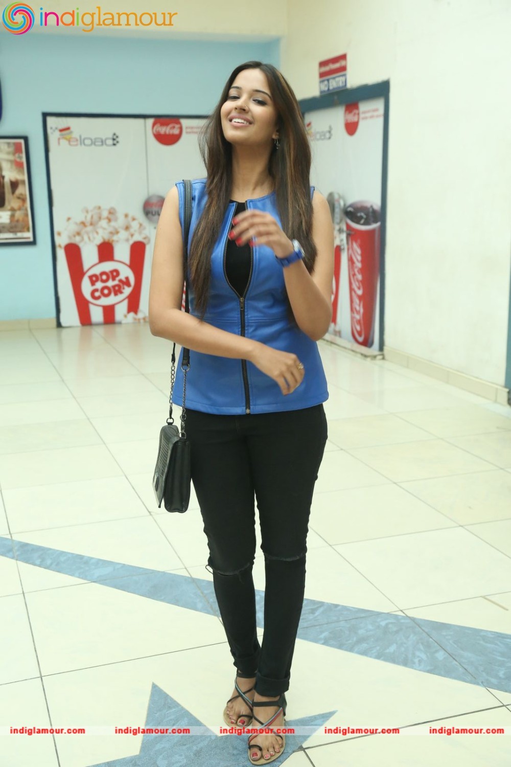 Pujita Ponnada Actress hd photo