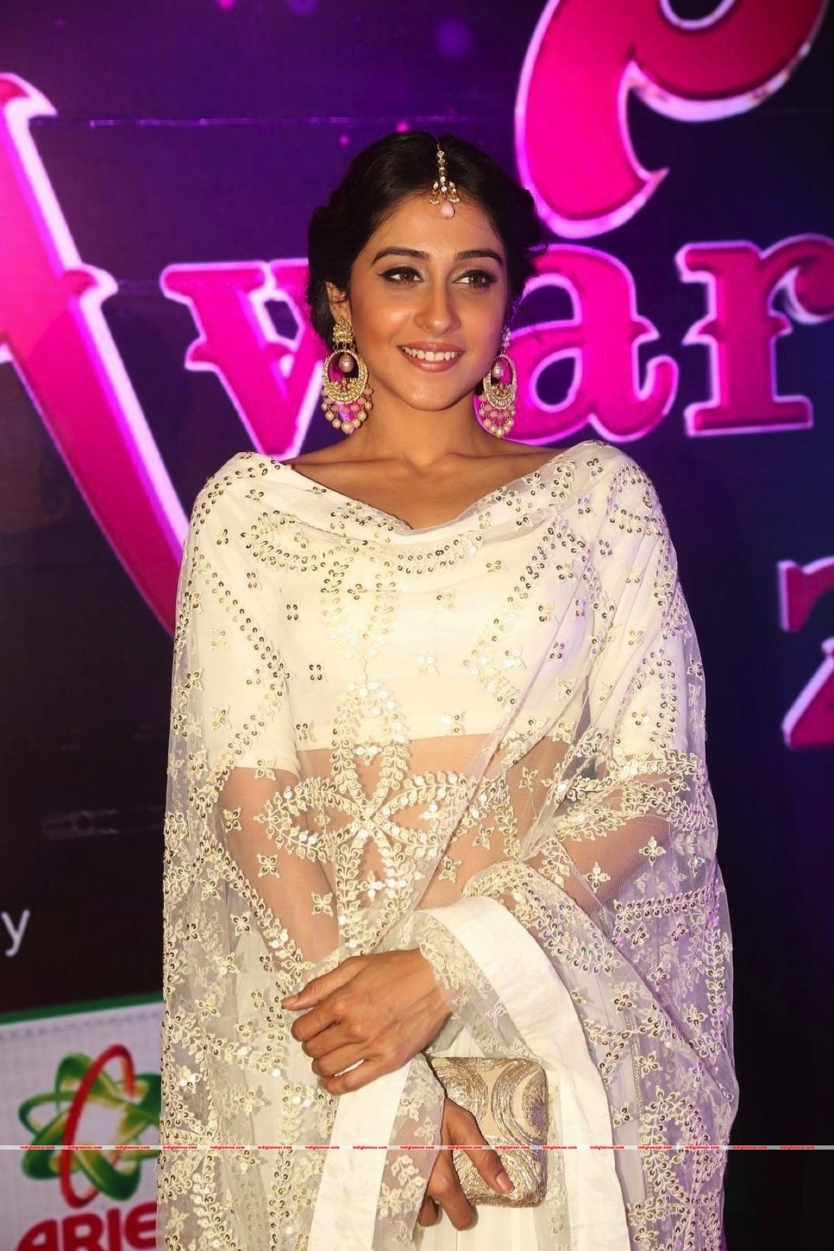 Regina Cassandra Actress hd photo
