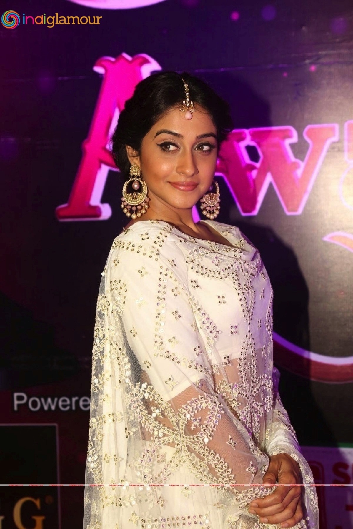 Regina Cassandra Actress hd photo
