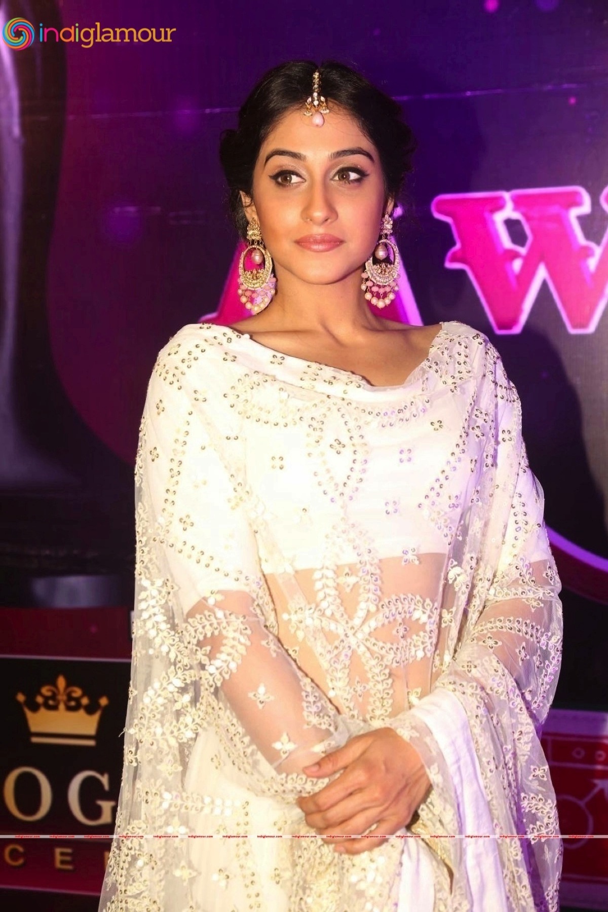 Regina Cassandra Actress hd photo