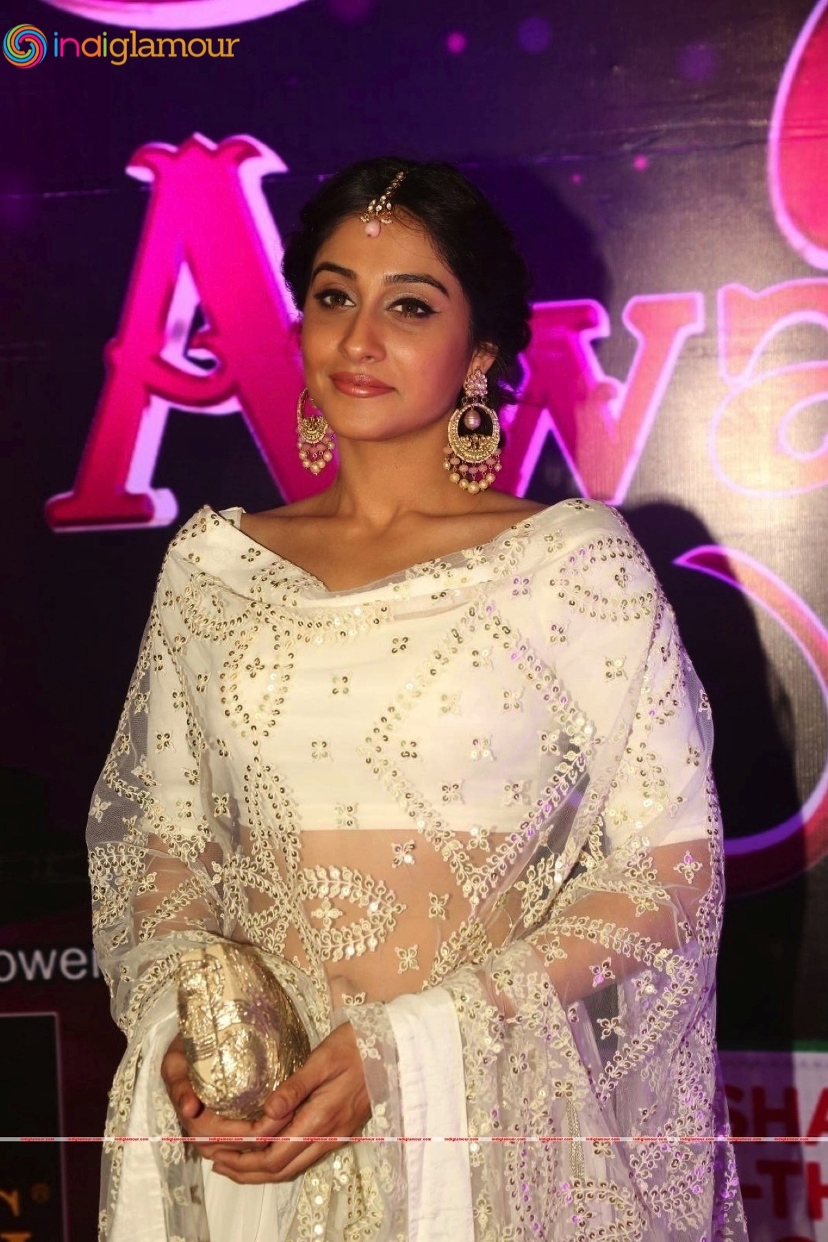 Regina Cassandra Actress hd photo