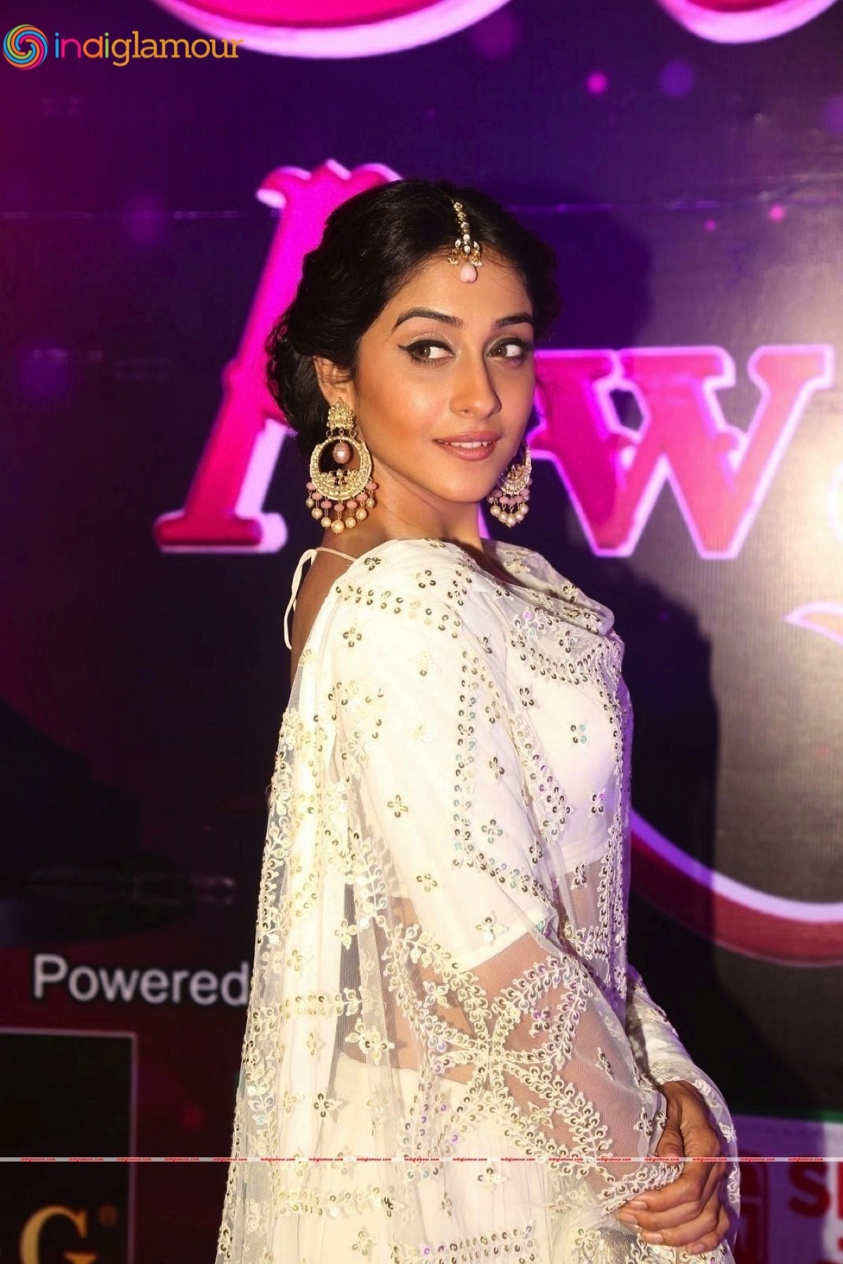 Regina Cassandra Actress hd photo