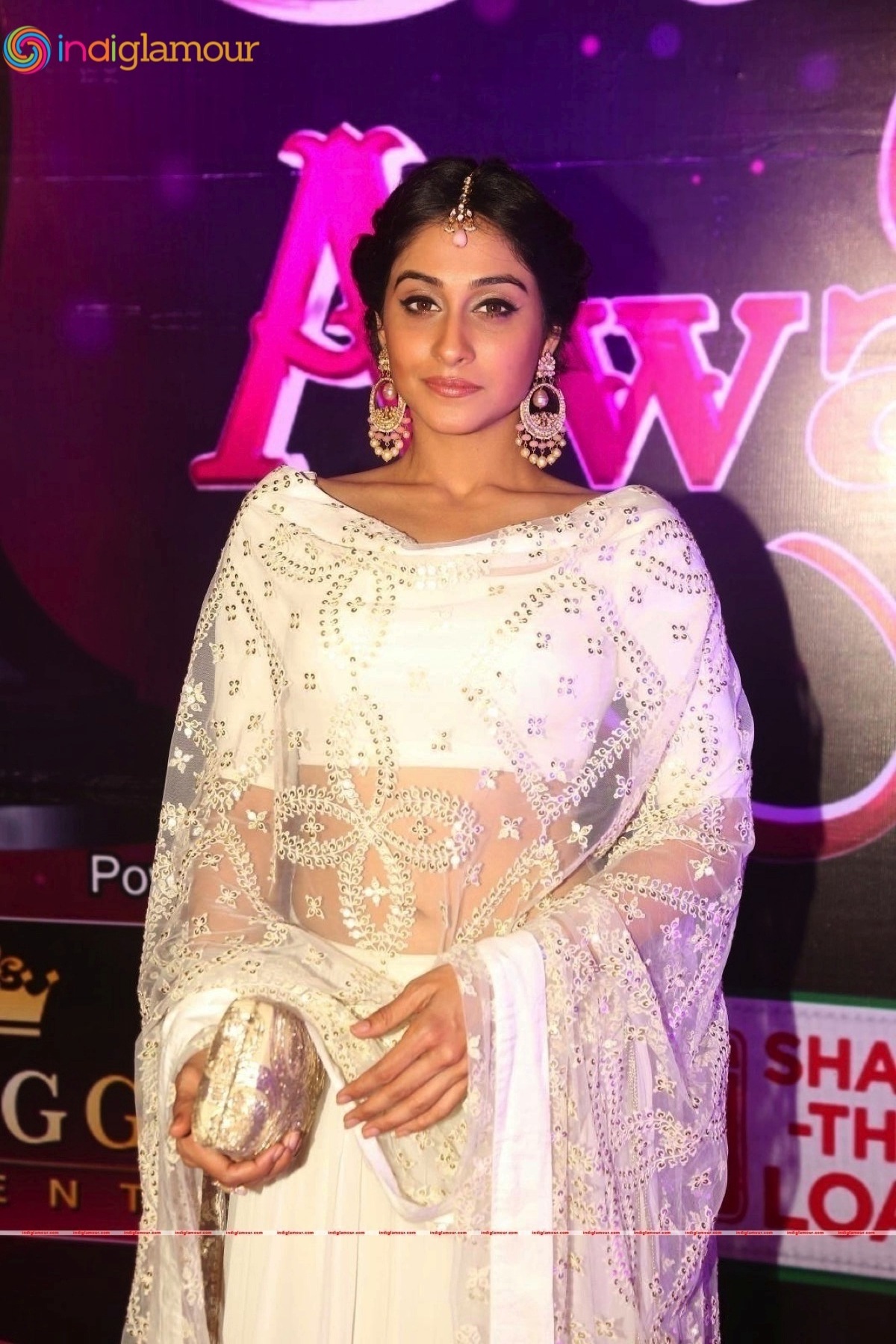 Regina Cassandra Actress hd photo