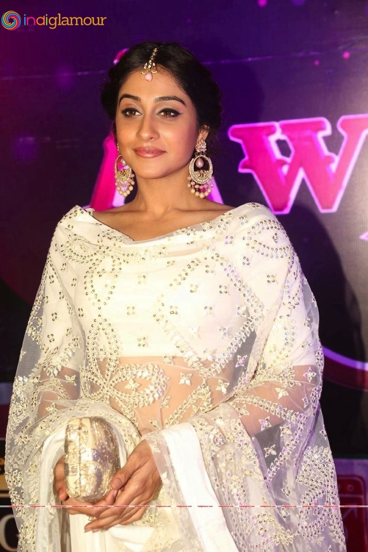 Regina Cassandra Actress hd photo