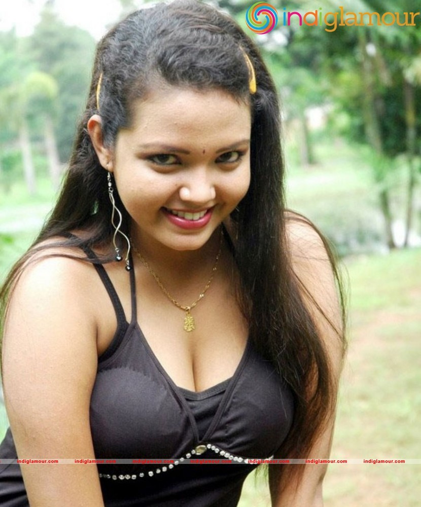 Bavina Actress hd photo