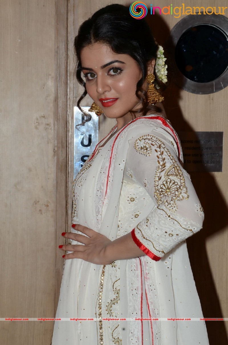 Wamiqa Gabbi Actress hd photo
