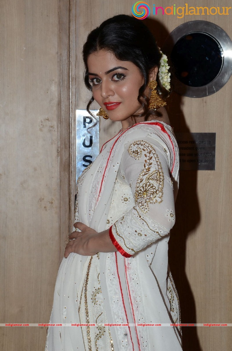 Wamiqa Gabbi Actress hd photo