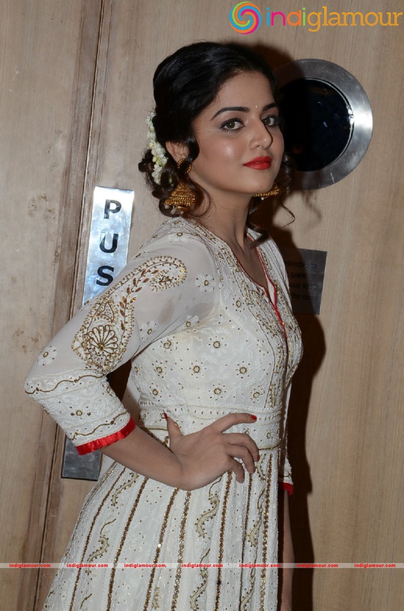 Wamiqa Gabbi Actress hd photo