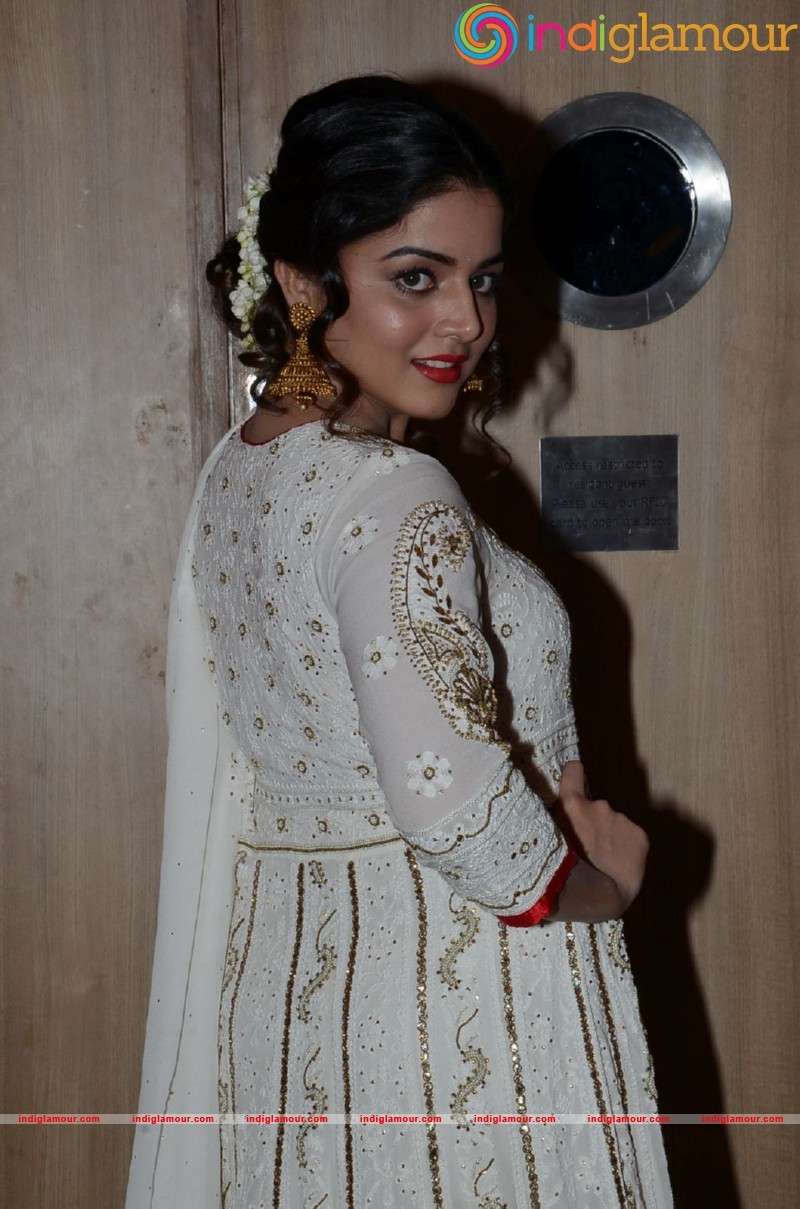 Wamiqa Gabbi Actress hd photo